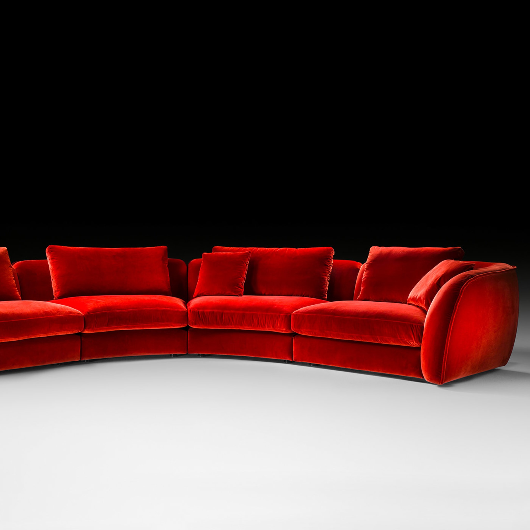 Levante Red Sofa - Alternative view 1