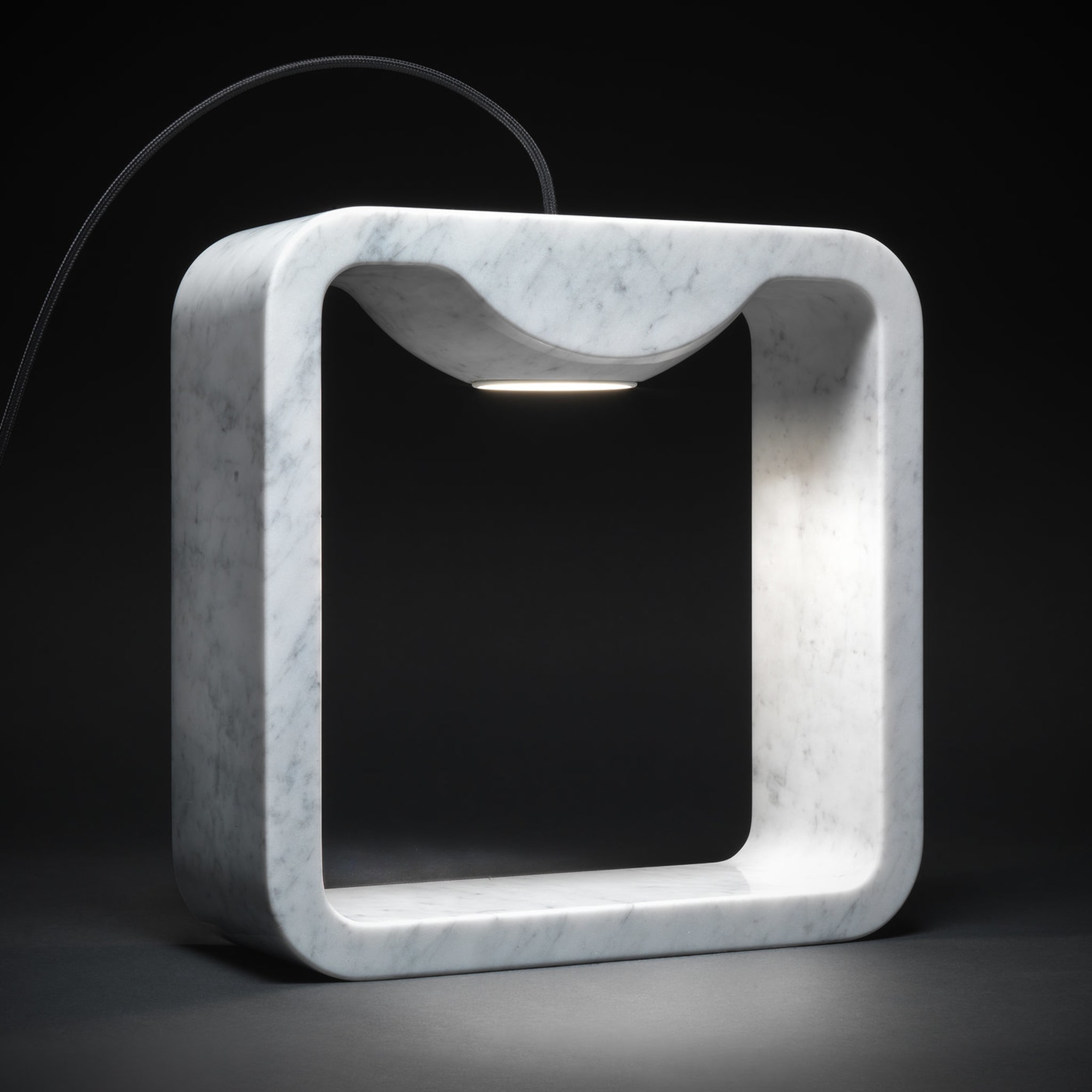 Quattrolati Table Lamp by Hisham Kulhanek - Alternative view 3