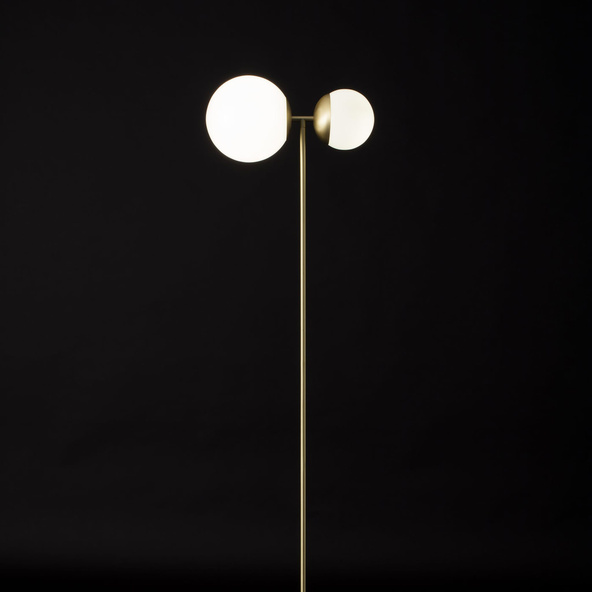 Biba Floor Lamp by Lorenza Bozzoli - Alternative view 2