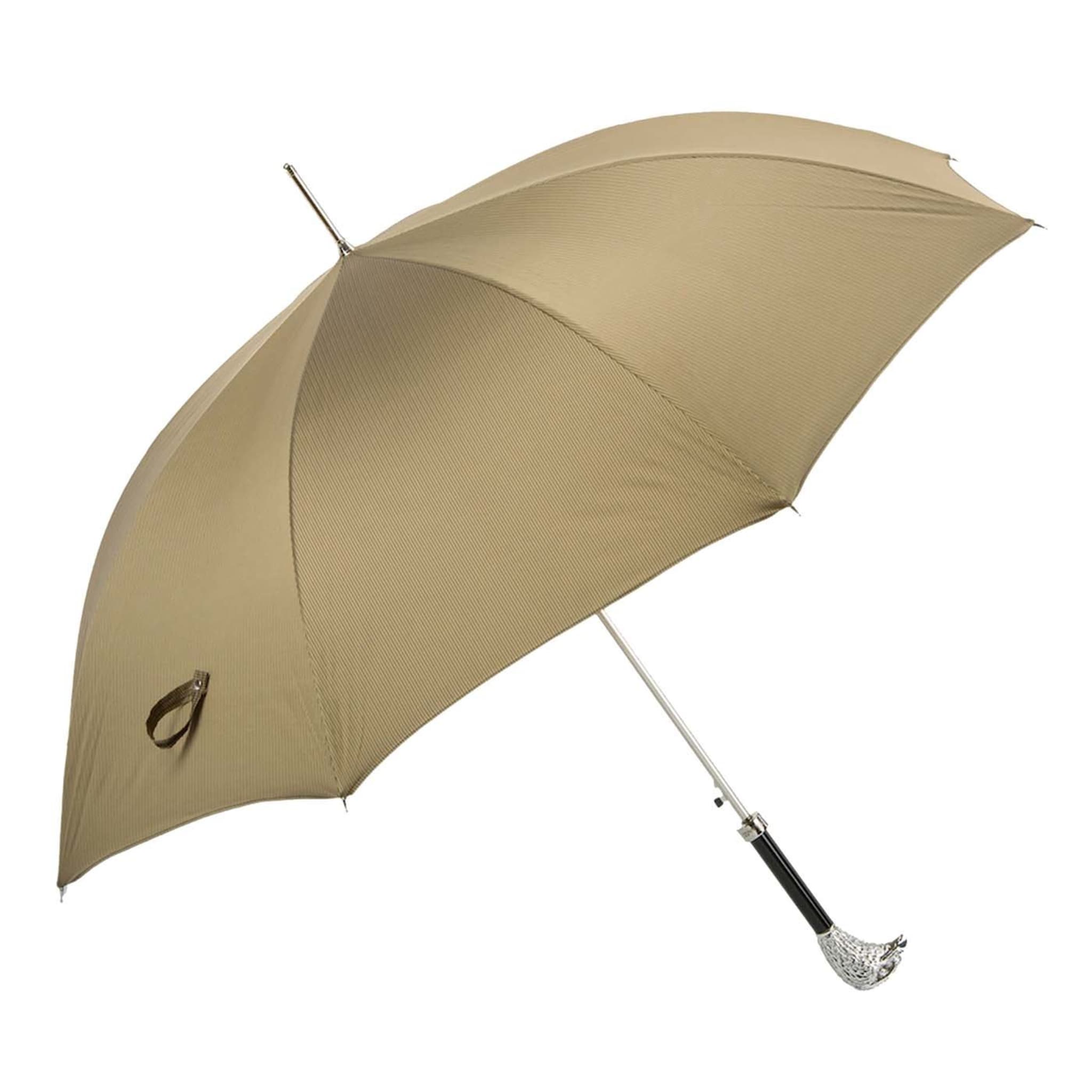 Beigefarbener Regenschirm mit silbernem Adlergriff - Hauptansicht
