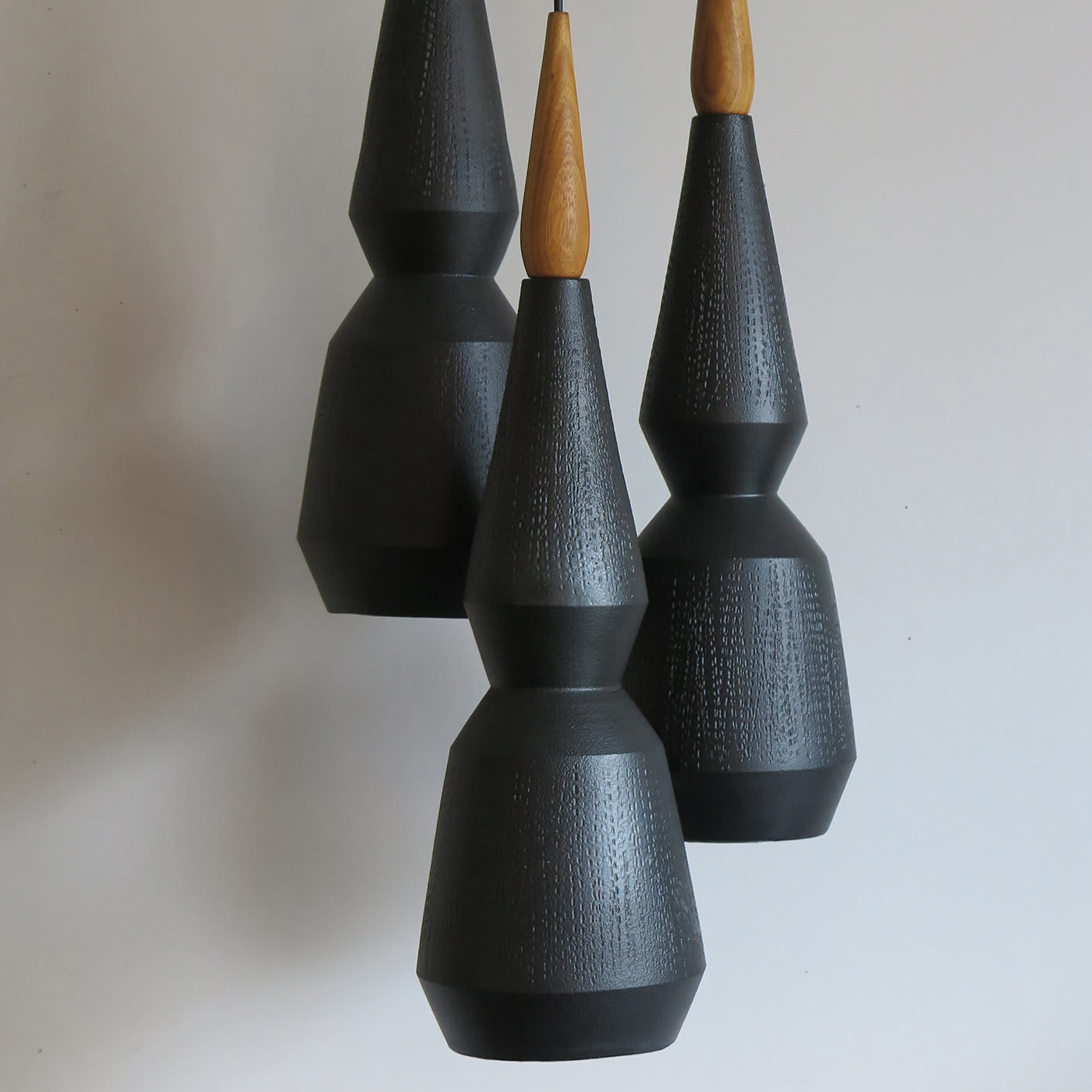 Set of 3 Pendant Lamps in Wood and Ceramics #1 - Capperidicasa