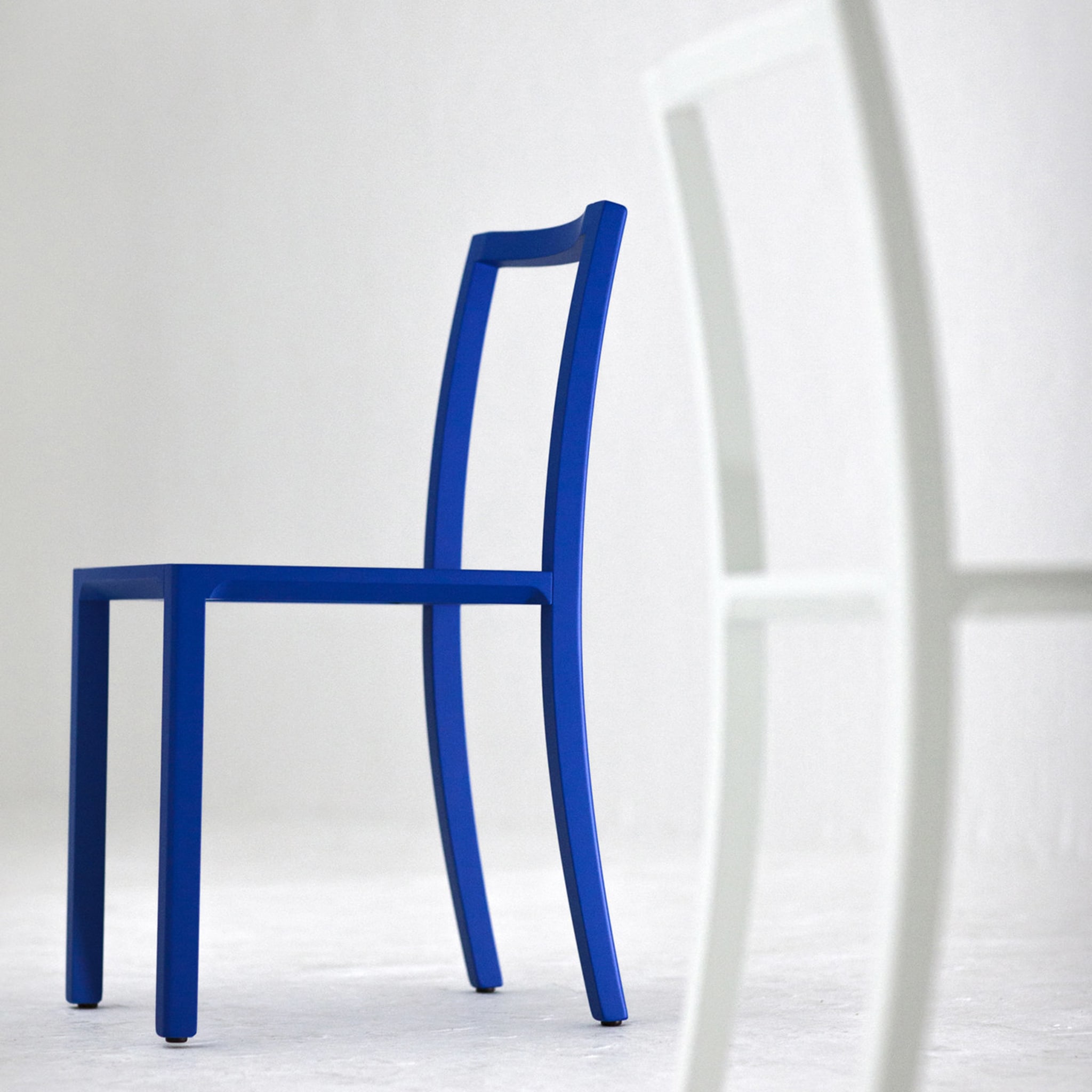 Framework Set of 2 White Chairs by Steffen Kehrle - Alternative view 2