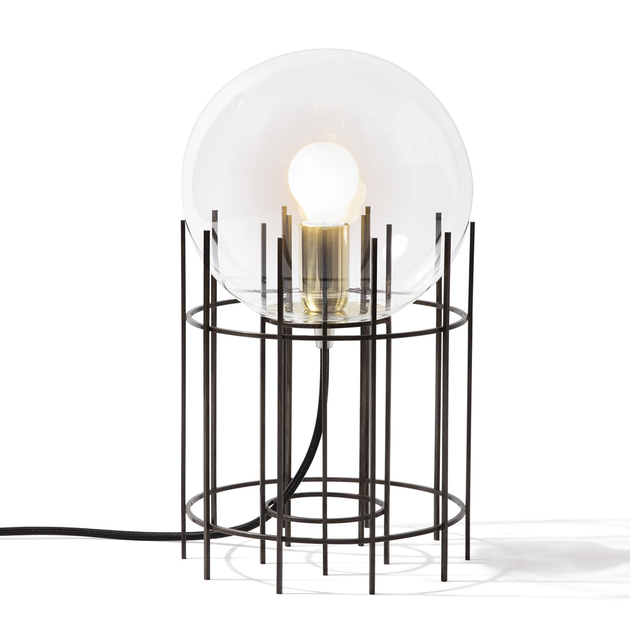 Lampe de table TPLG3 en laiton noir par GoodMorning studio - Vue alternative 1