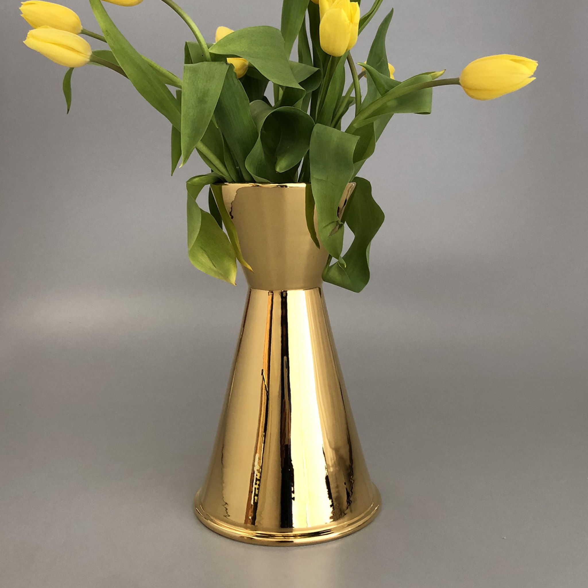 Jigger Misture Gold Terracotta Flower Vase - Alternative view 1