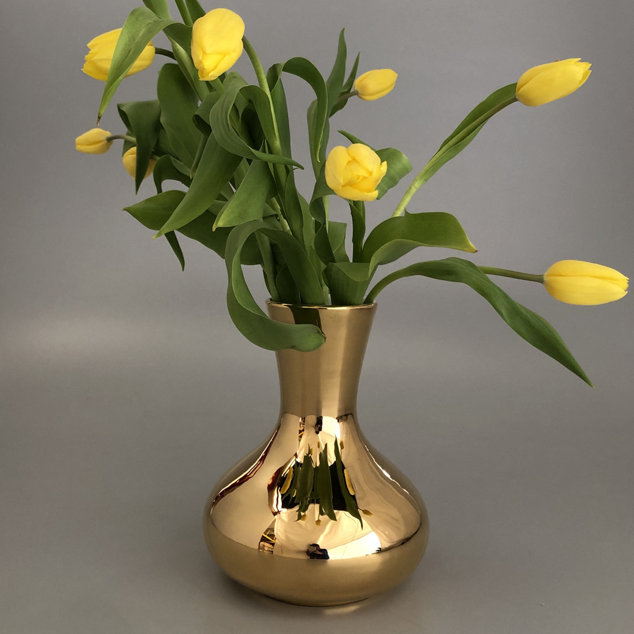 Goccione Pot de fleurs en or - Vue alternative 2