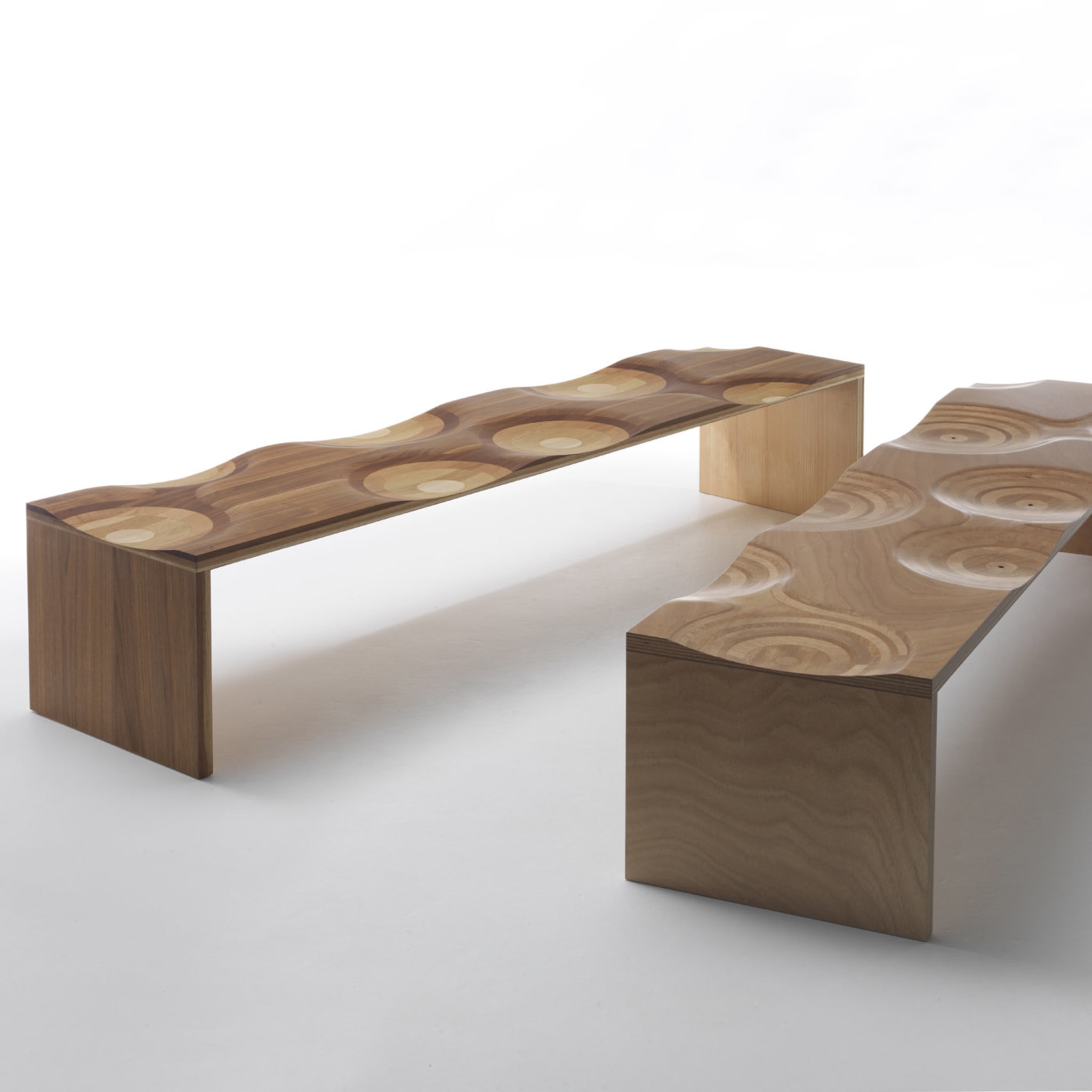 Ripples Bench by Toyo Ito - Alternative view 1