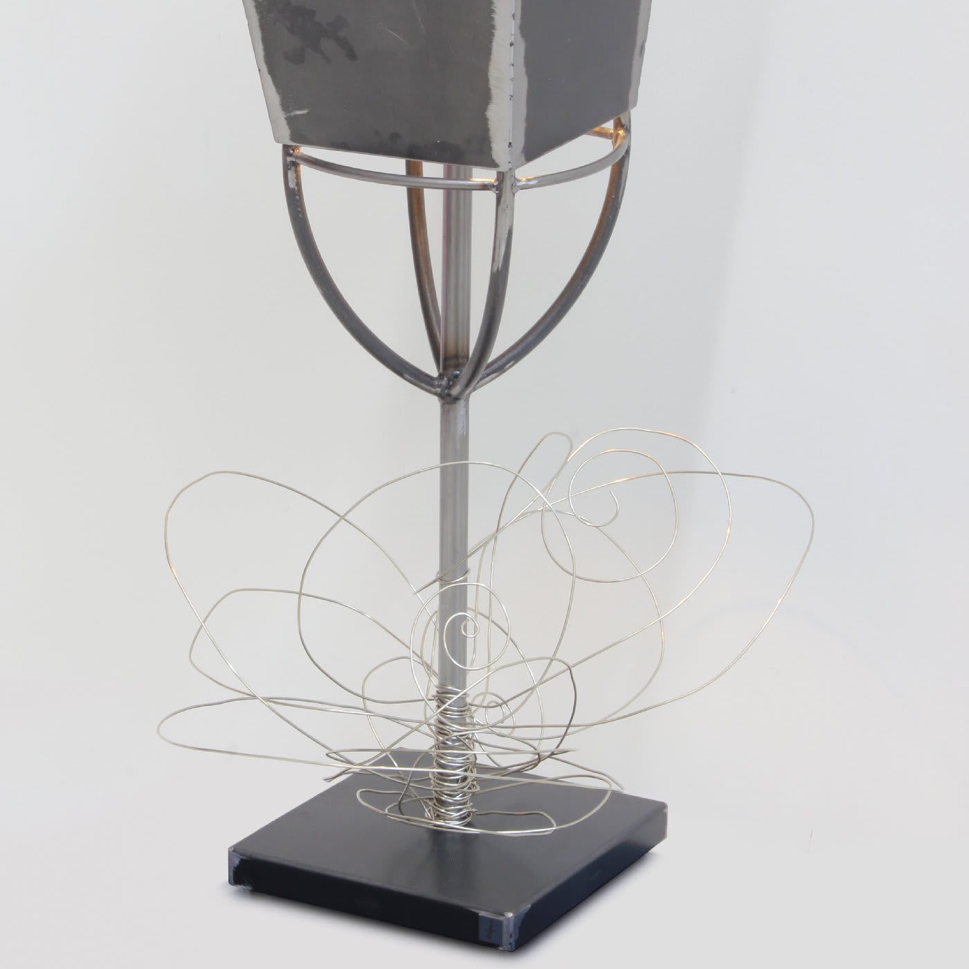 MiniQueen Table Lamp - Francesca Levi