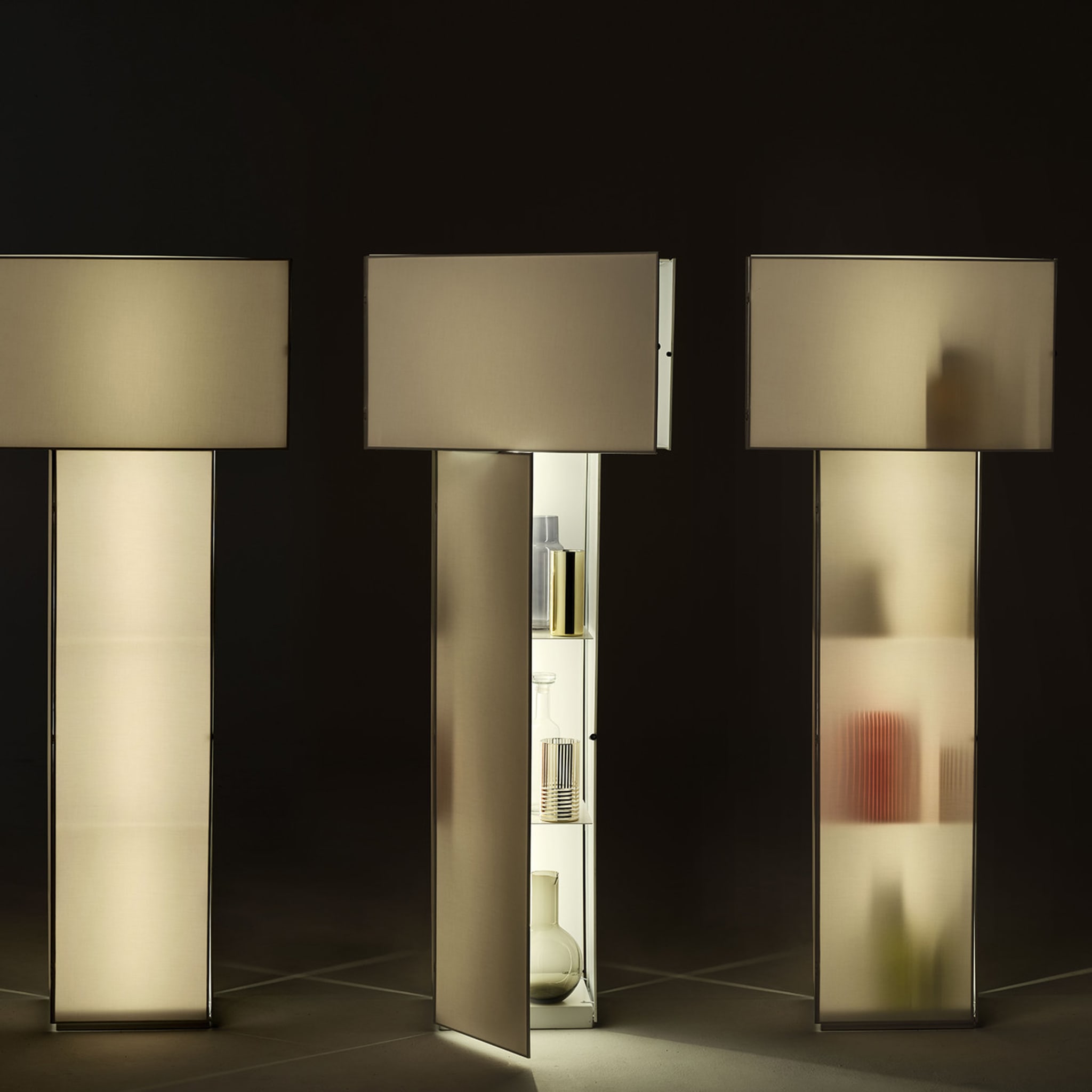 Velasca Floor Lamp by Marzia & Leonardo Dainelli - Alternative view 1