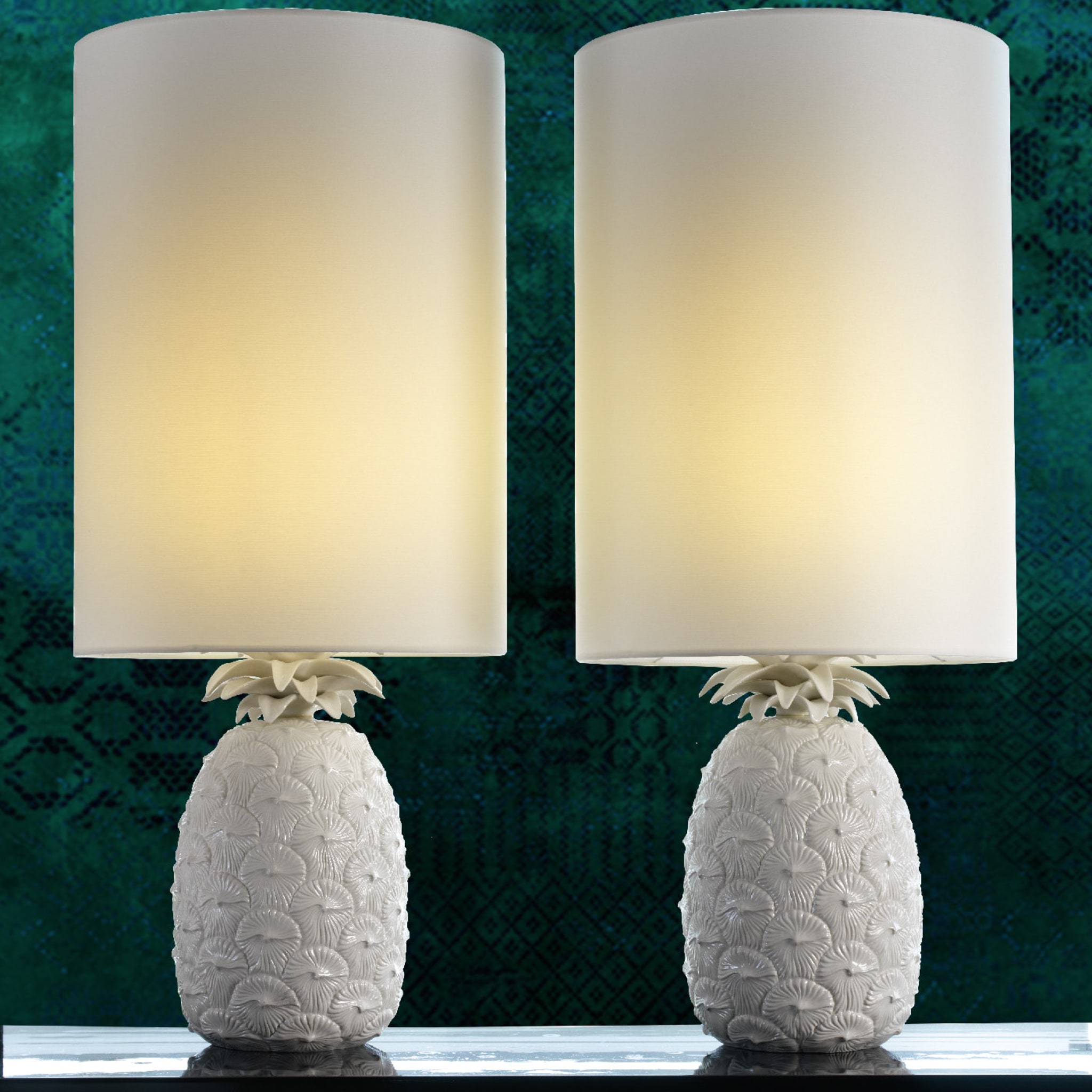 Pineapple Small Table Lamp - Alternative view 1