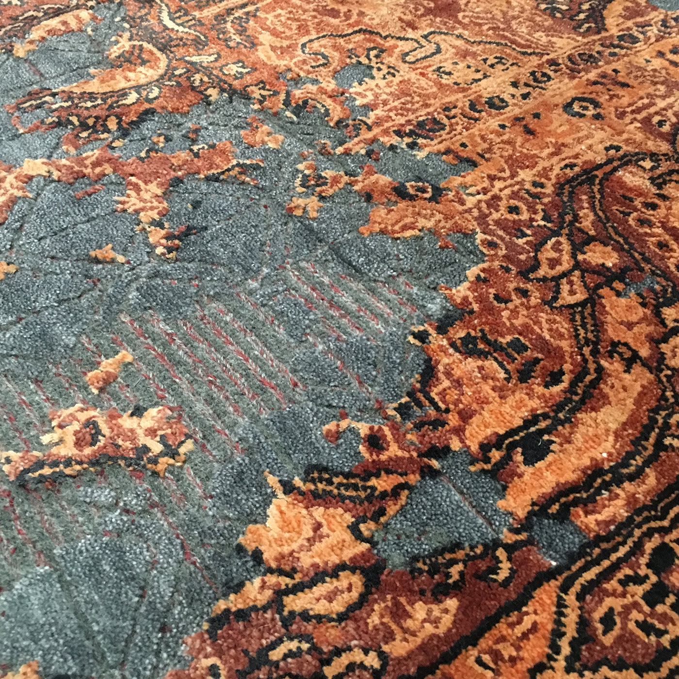 Damask Revise Burnt Rug - Carpet Edition