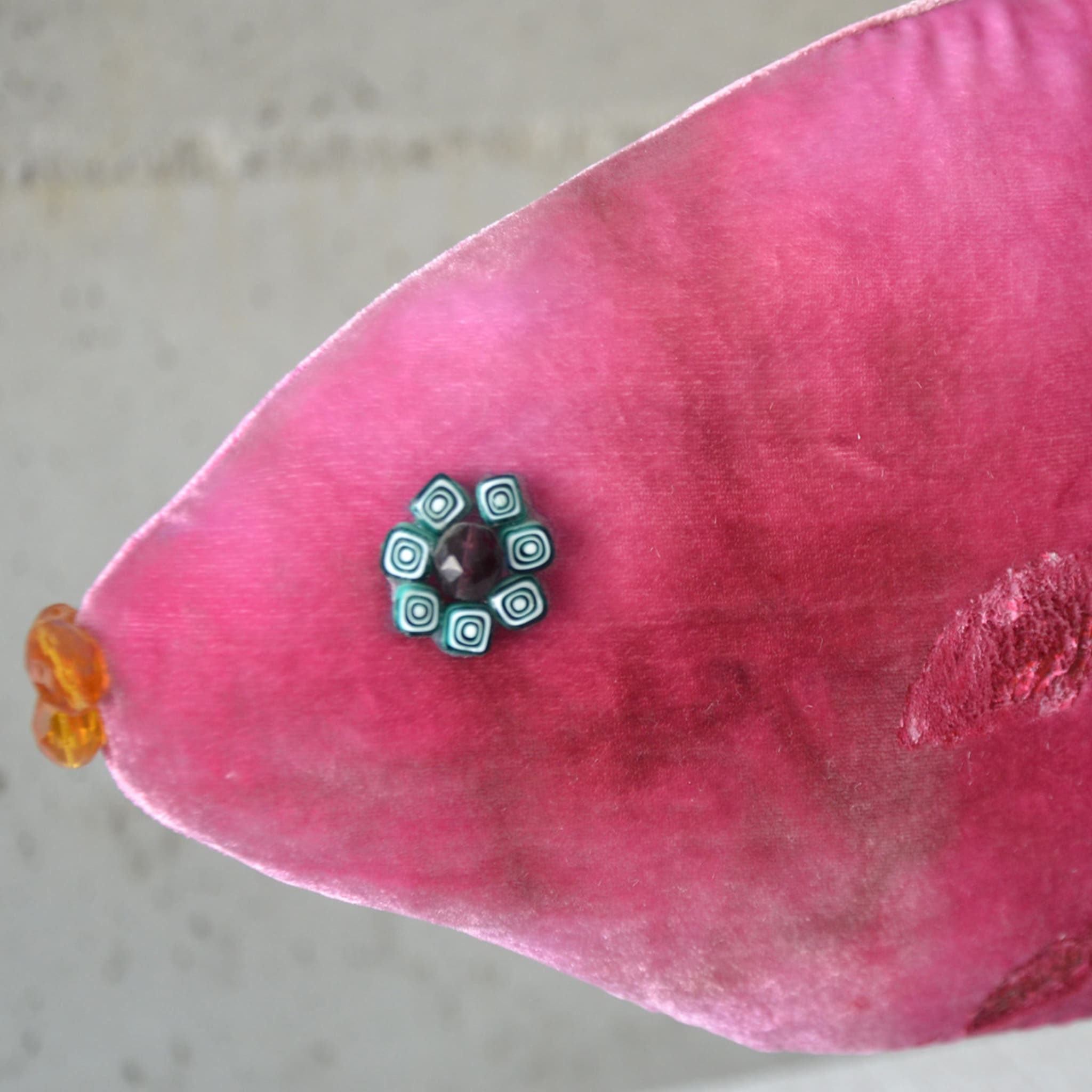 Little Pink Joyful Fish Velvet Sculpture - Alternative view 1