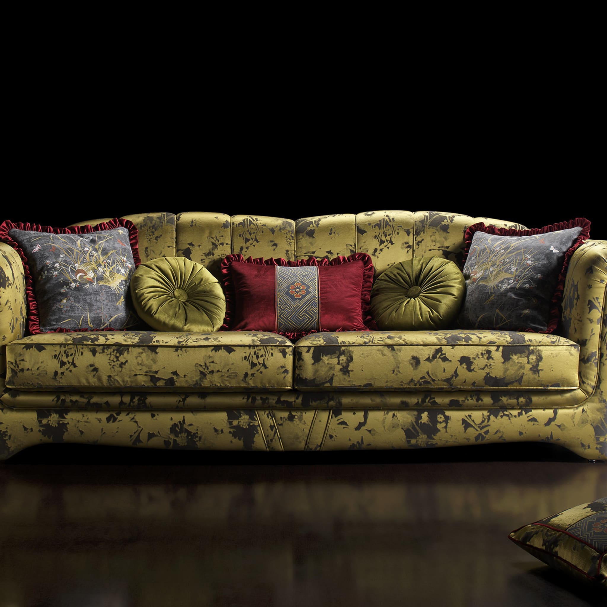 New Tiffany Gold Sofa - Alternative view 3