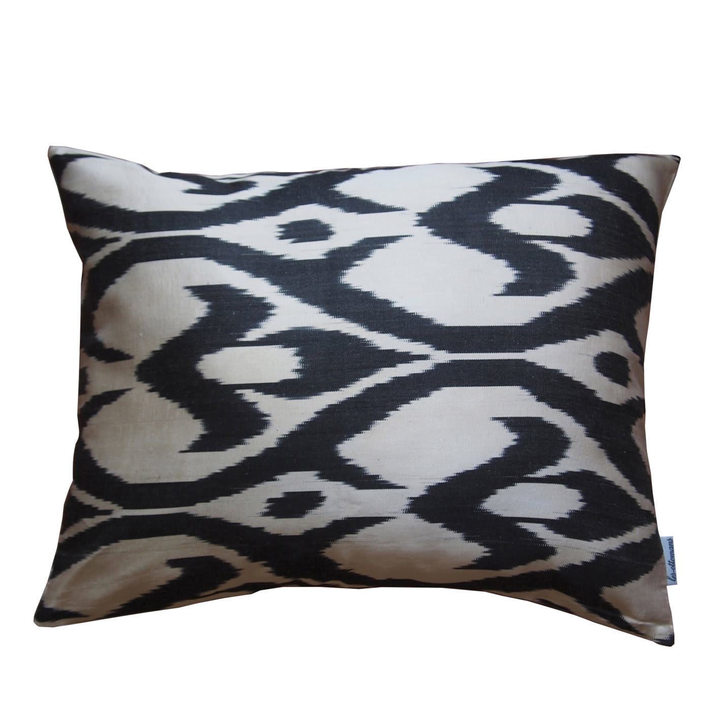 Silk Ikat Cushion N.197 Les Ottomans | Artemest