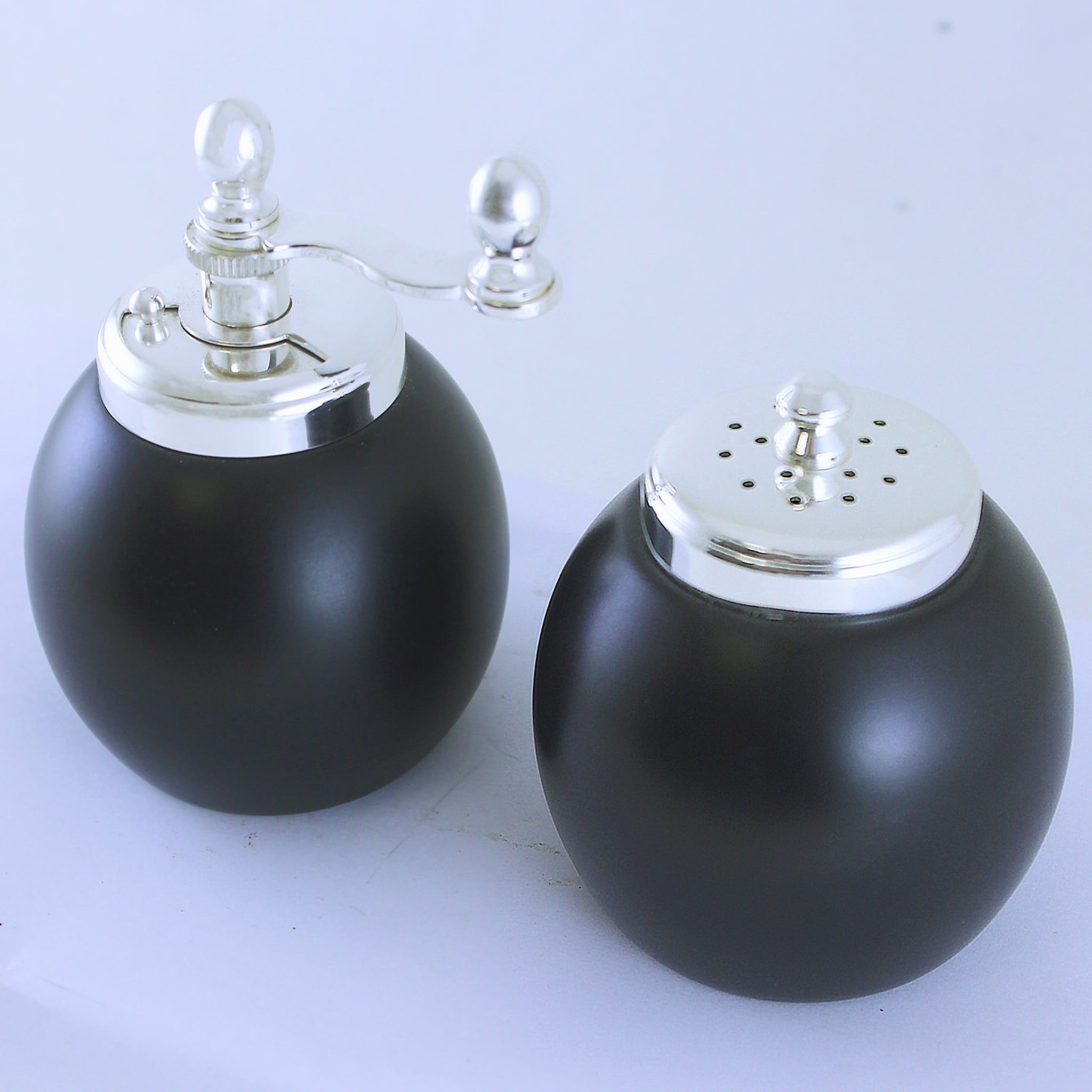 Black Wood and Silver-Plated Brass Salt Shaker and Pepper Mill - Alternative view 1