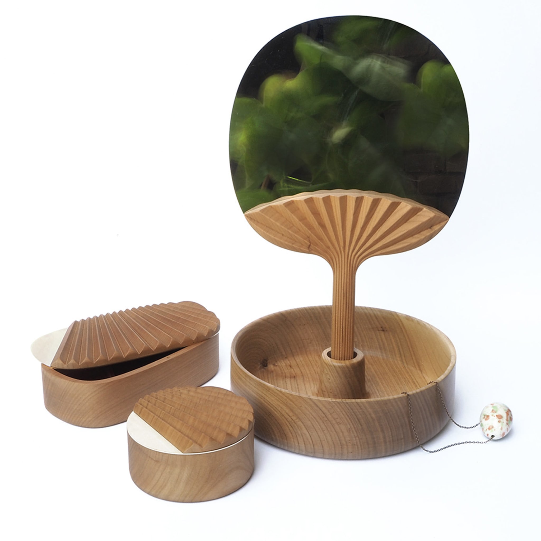 Mini Portrait Cherry Wood Oval Jewelry Box - Alternative view 3