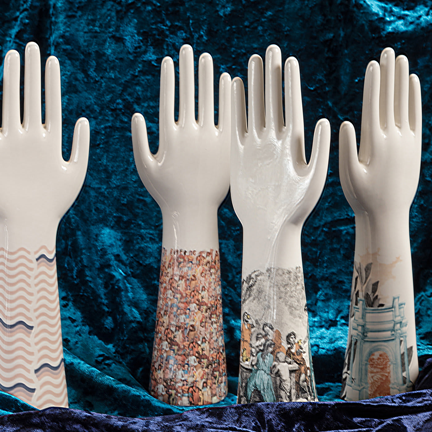 Anatomia M18 Decorative Porcelain Hand #2 - Grand Tour by Vito Nesta