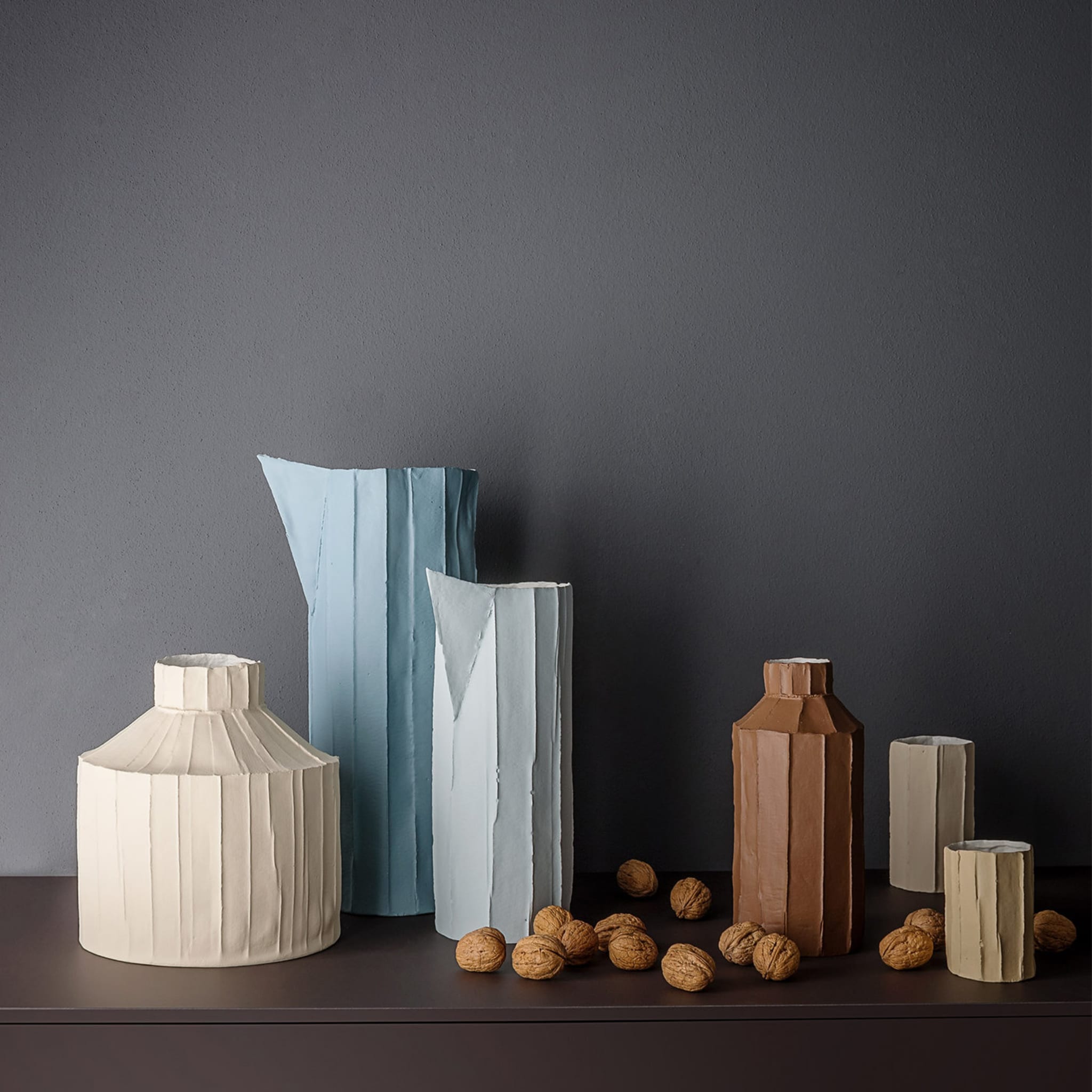 Cartocci Corteccia Fide Beige Vase - Alternative view 1
