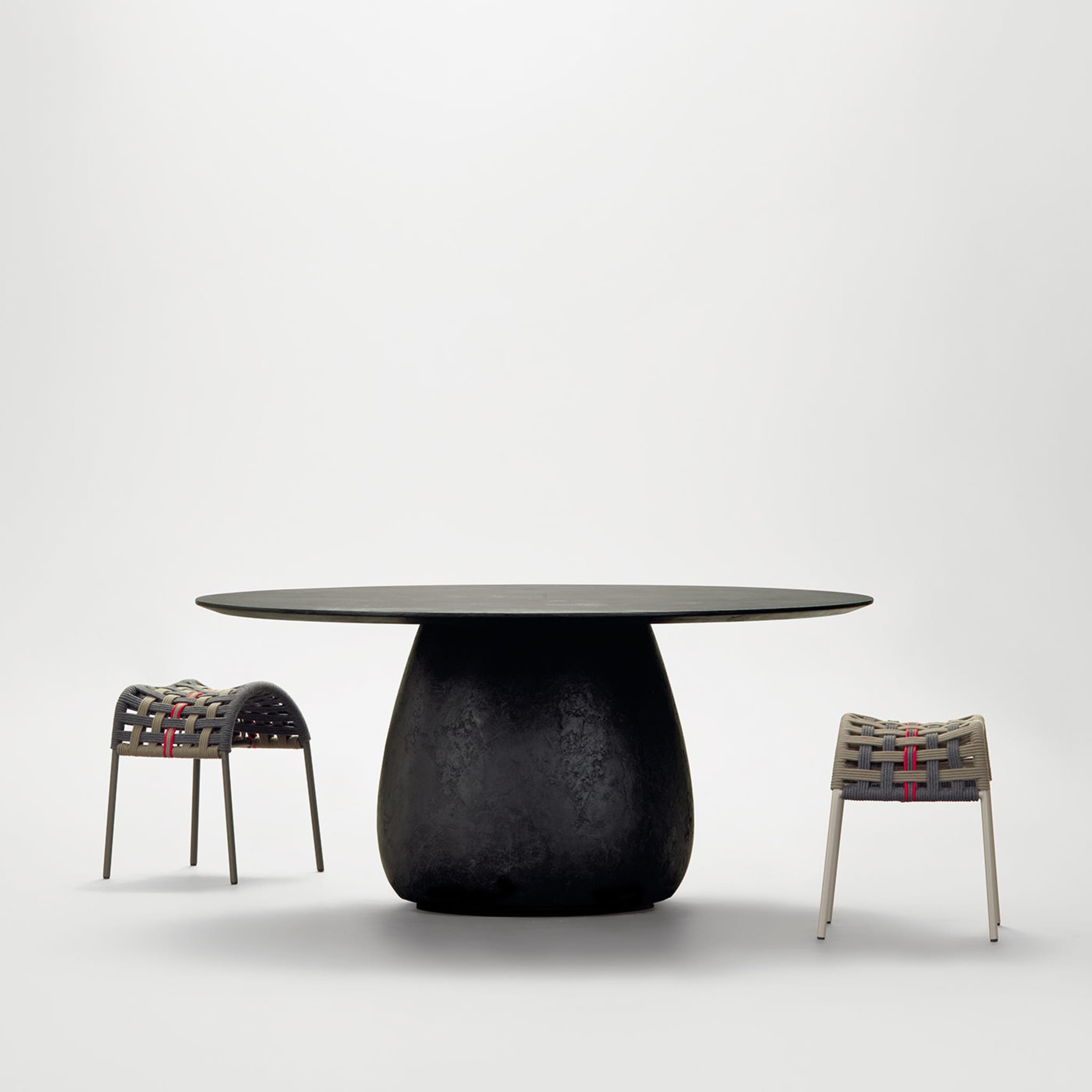 Incontro Dining Table - Alternative view 2