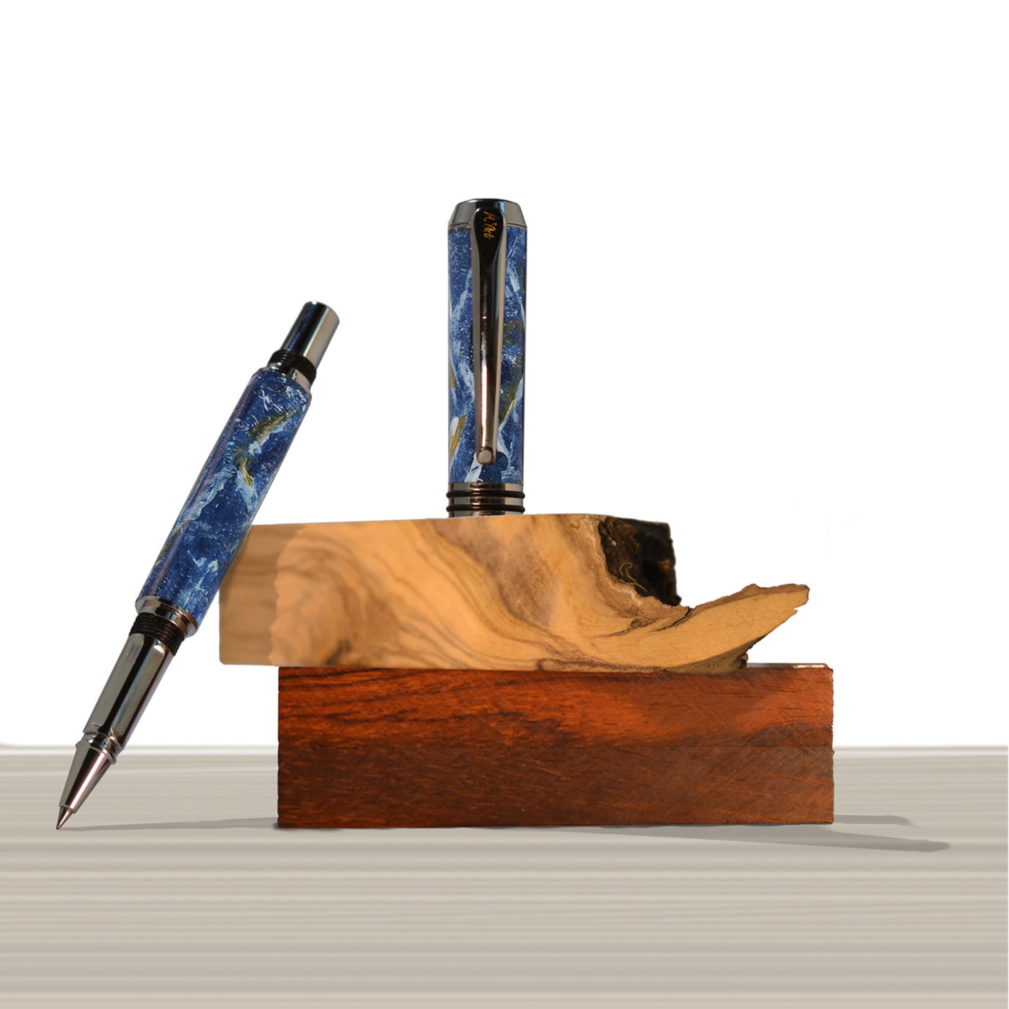 Antea Marbled Blue Roller Pen in Olive Wood - Alternative view 3