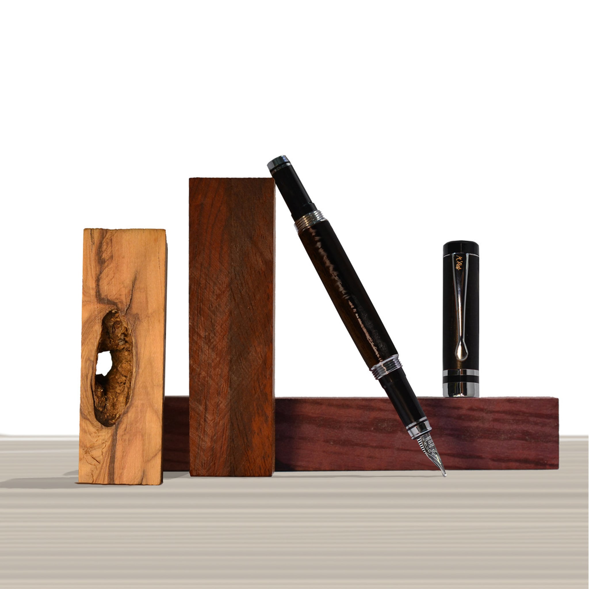 Stilografica Ipazia in legno d'ebano - Vista alternativa 3