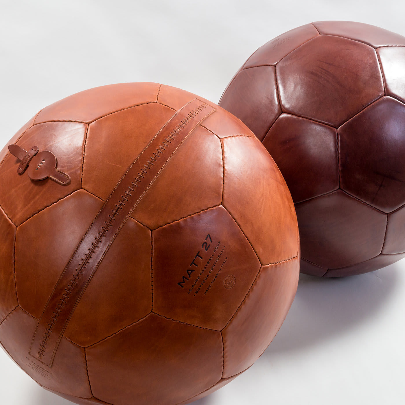 Small Soccer Ball Pouf Dark Brown - Bottega Conticelli