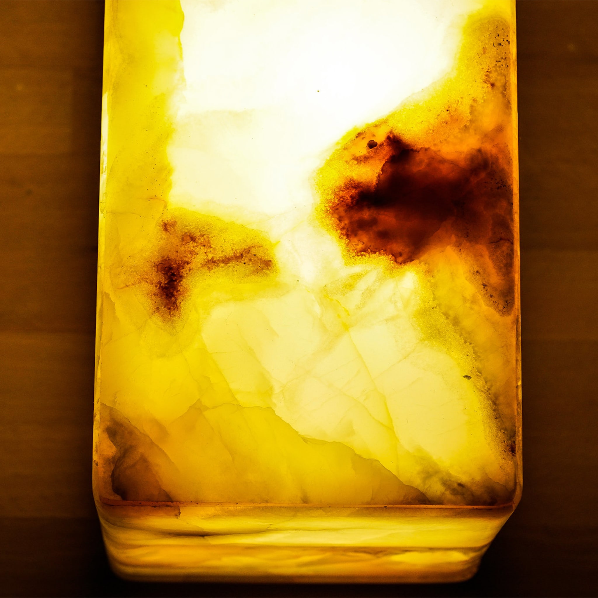 Aura Rectangular Table Lamp in Onyx - Alternative view 4