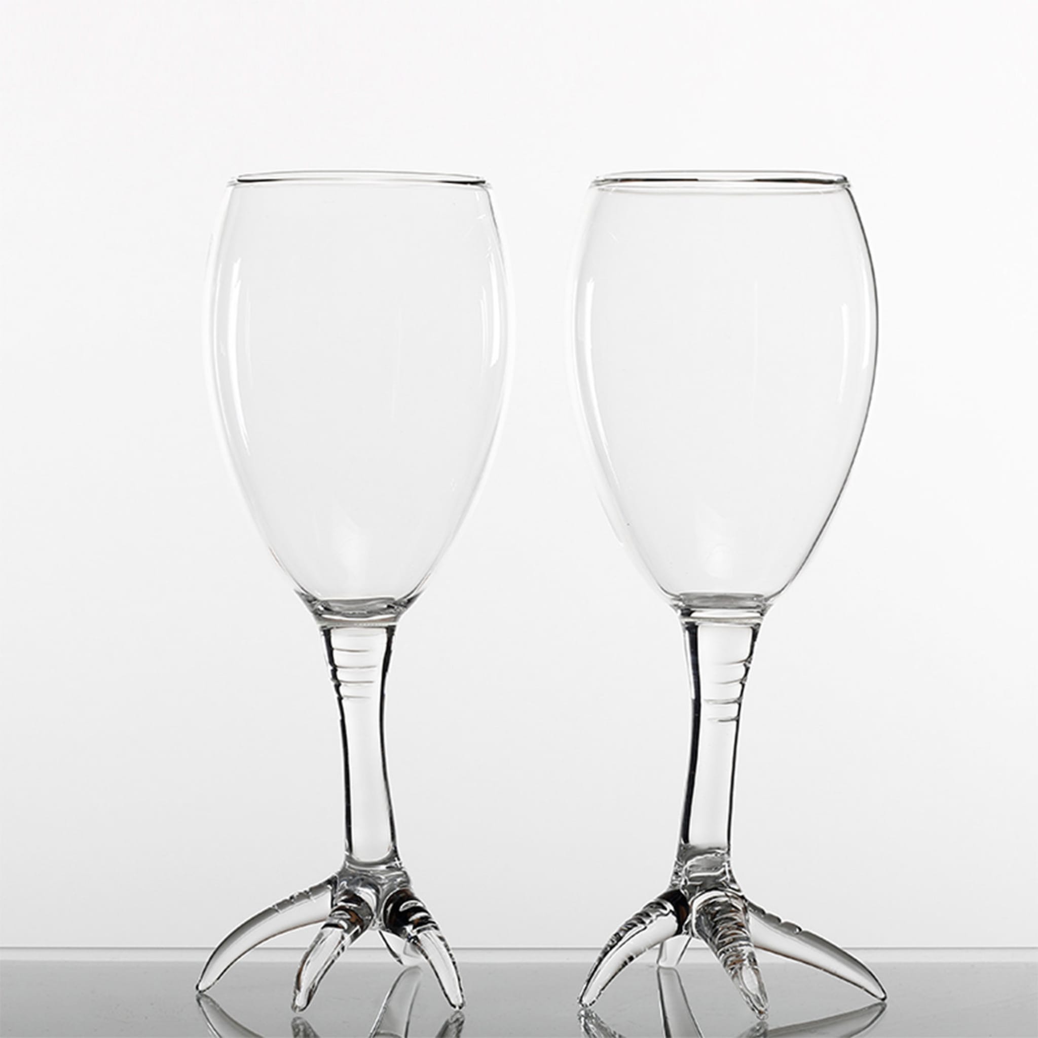 Set of Two Gajna Bird Wine Glasses - Alternative view 1