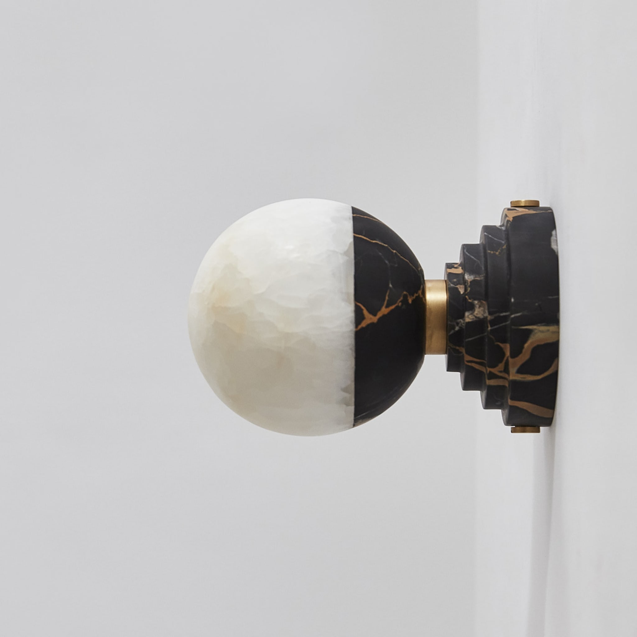 Lunar Sconce in Portoro Marble and Onyx  - Alternative view 2