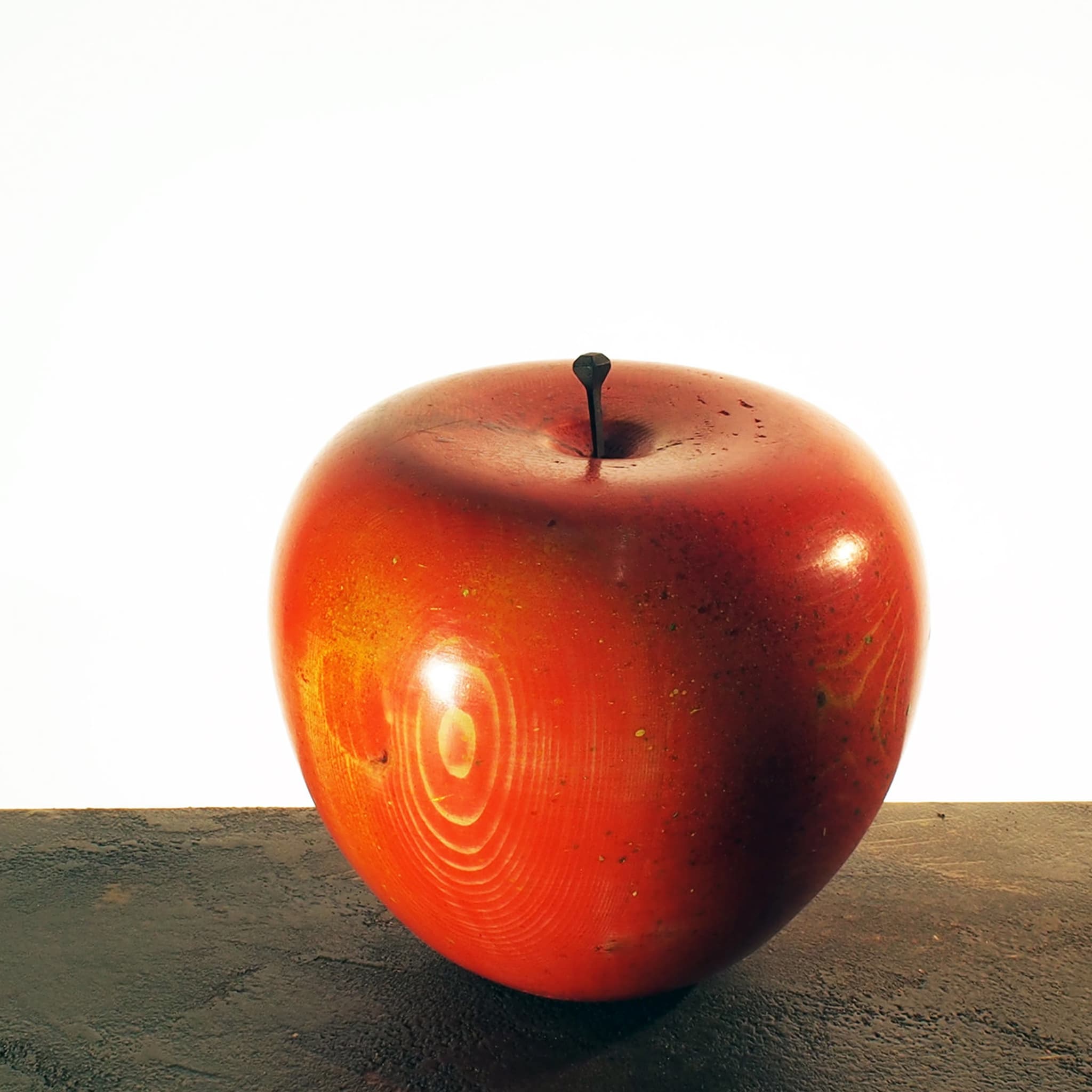 Manzana de abeto rojo - Vista alternativa 1