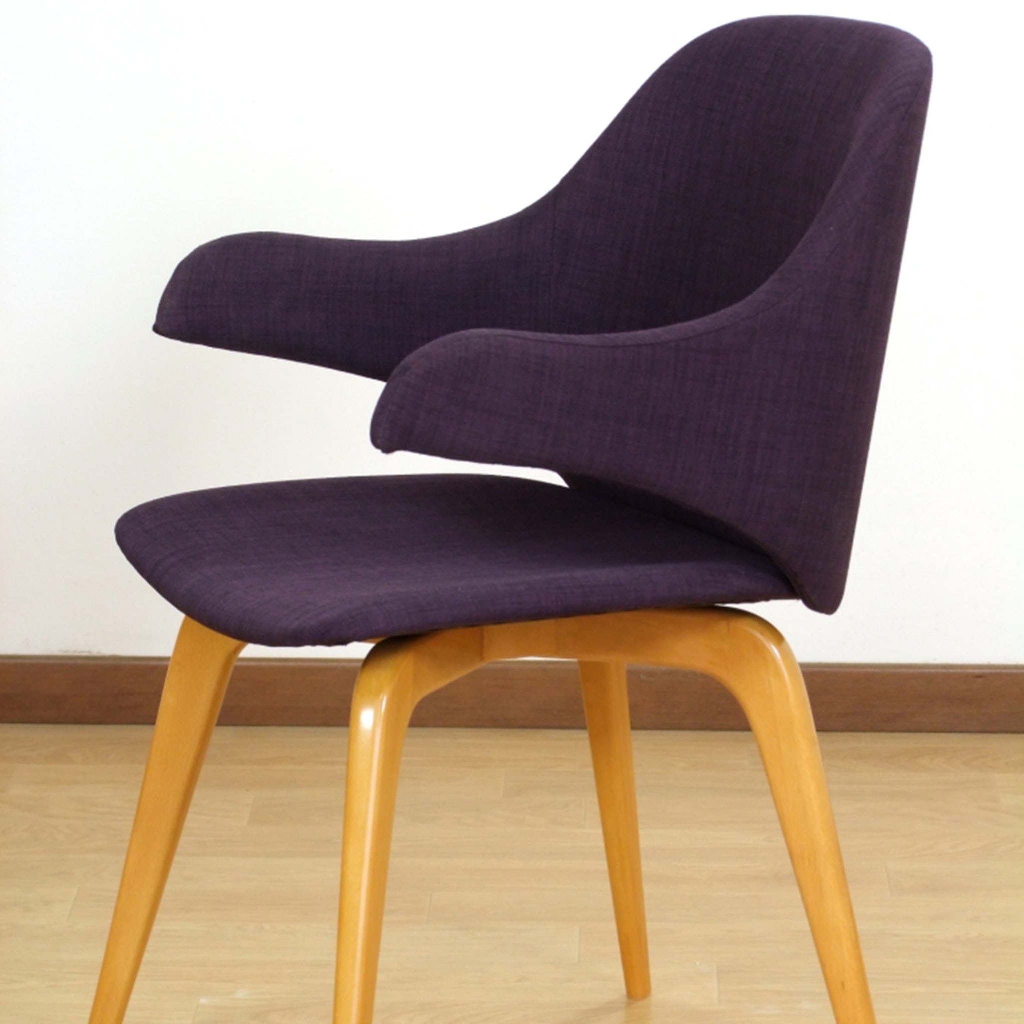 Mini-Hug Purple Chair by Giacomo Cattani - Alternative view 1