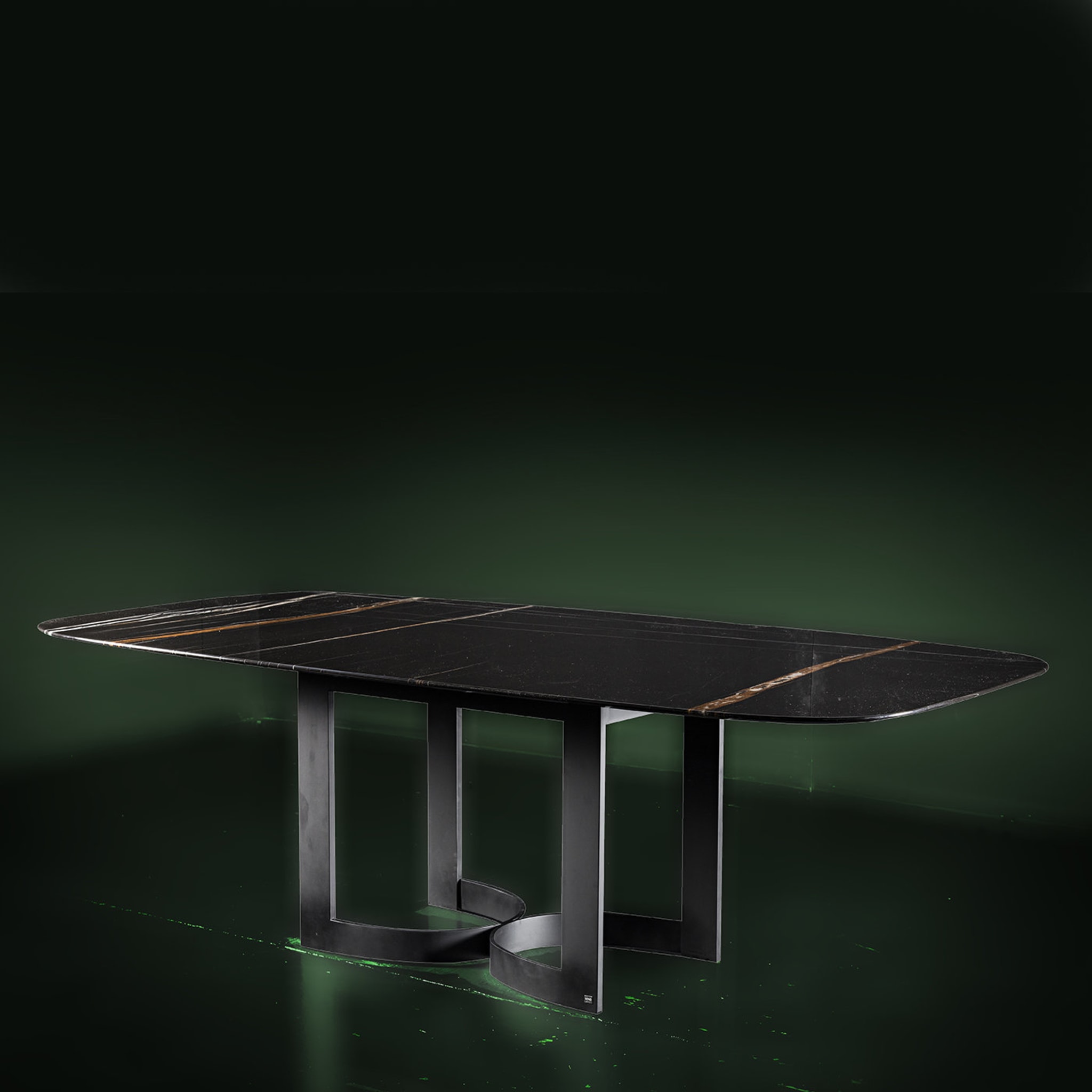 Cult Marble Dining Table by Giorgio Soressi - Alternative view 1