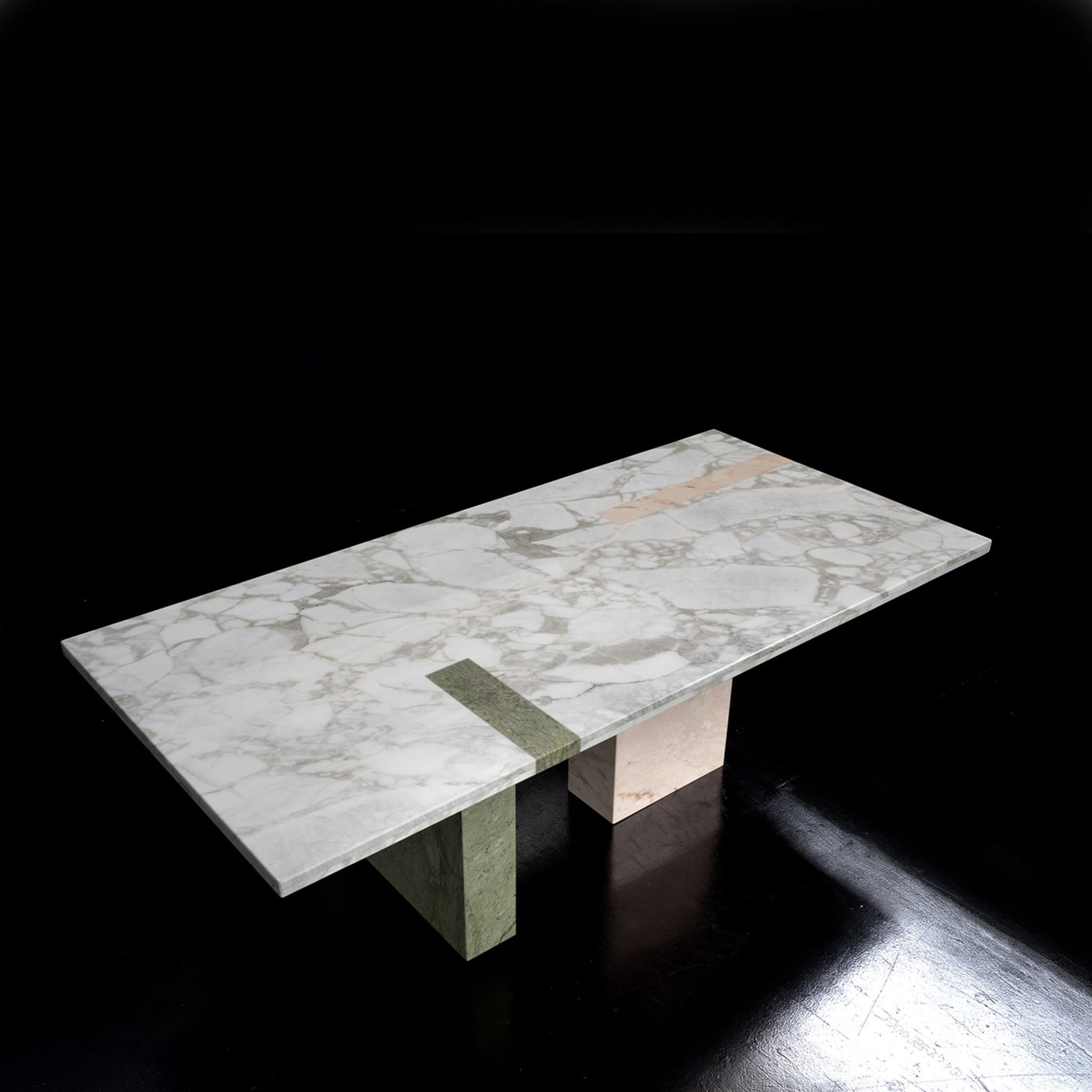 Urban Arabescato Vagli Marble Dining Table by Giorgio Soressi - Alternative view 1