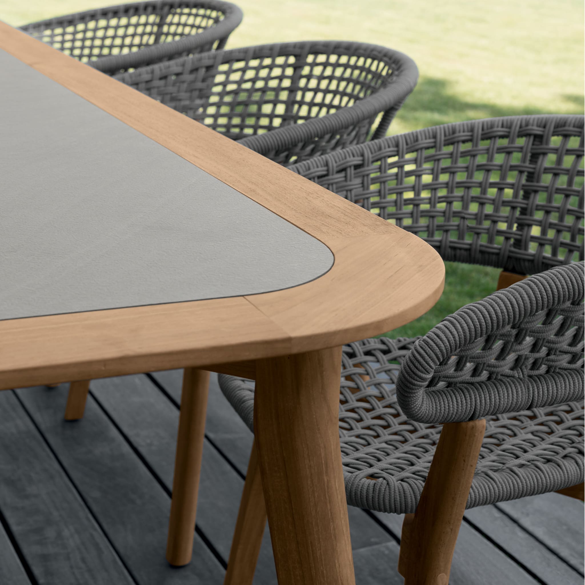 Moon Outdoor Dining Table - Alternative view 1