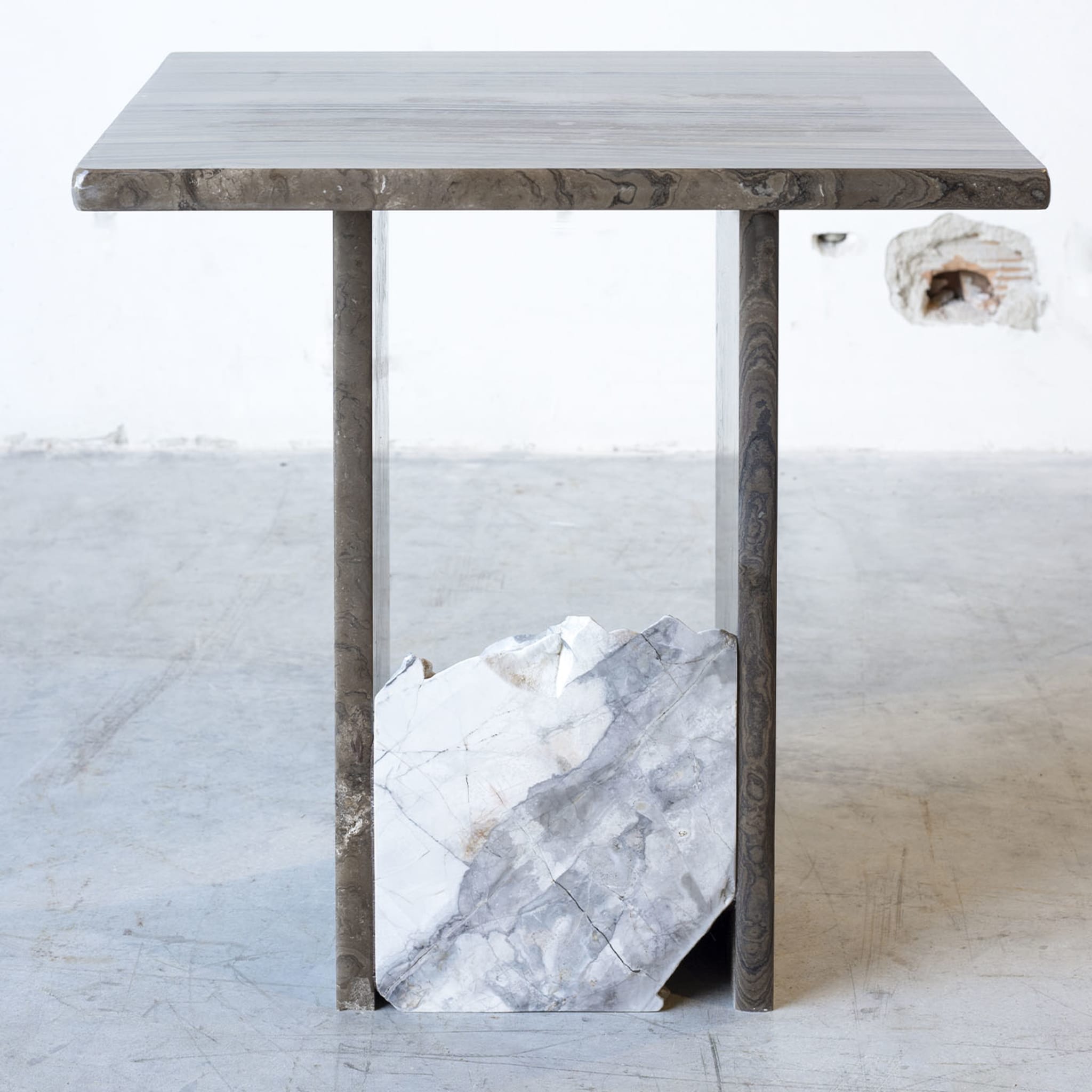SST013-1 Tavolino in marmo Eramosa - Vista alternativa 3