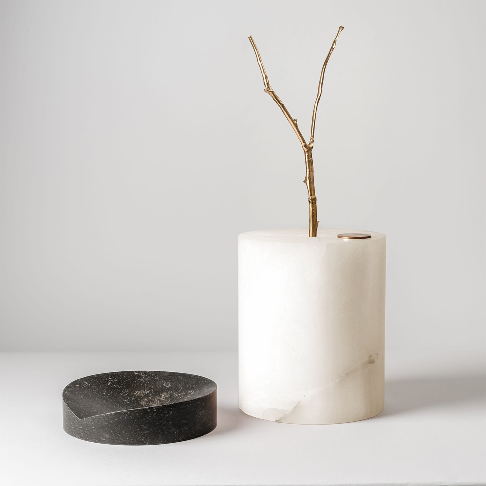 Vase Here and Now Marquina noir et Onyx blanc #3 - Vue alternative 1