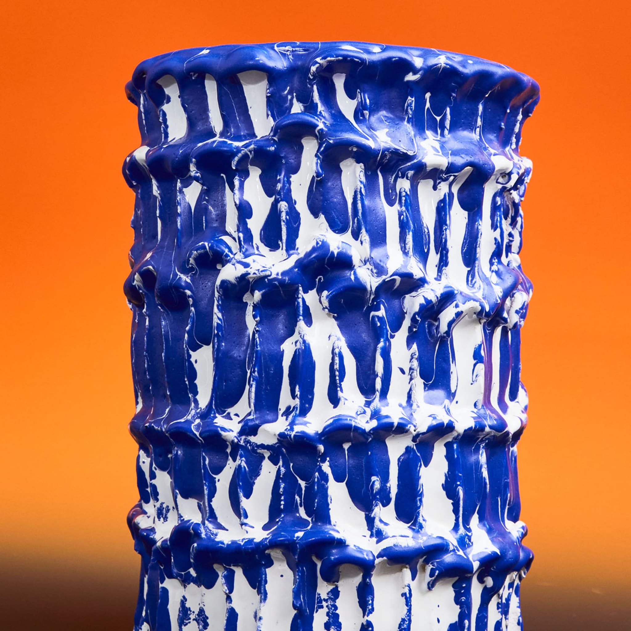 Vase égyptien bleu et blanc Onda - Vue alternative 1