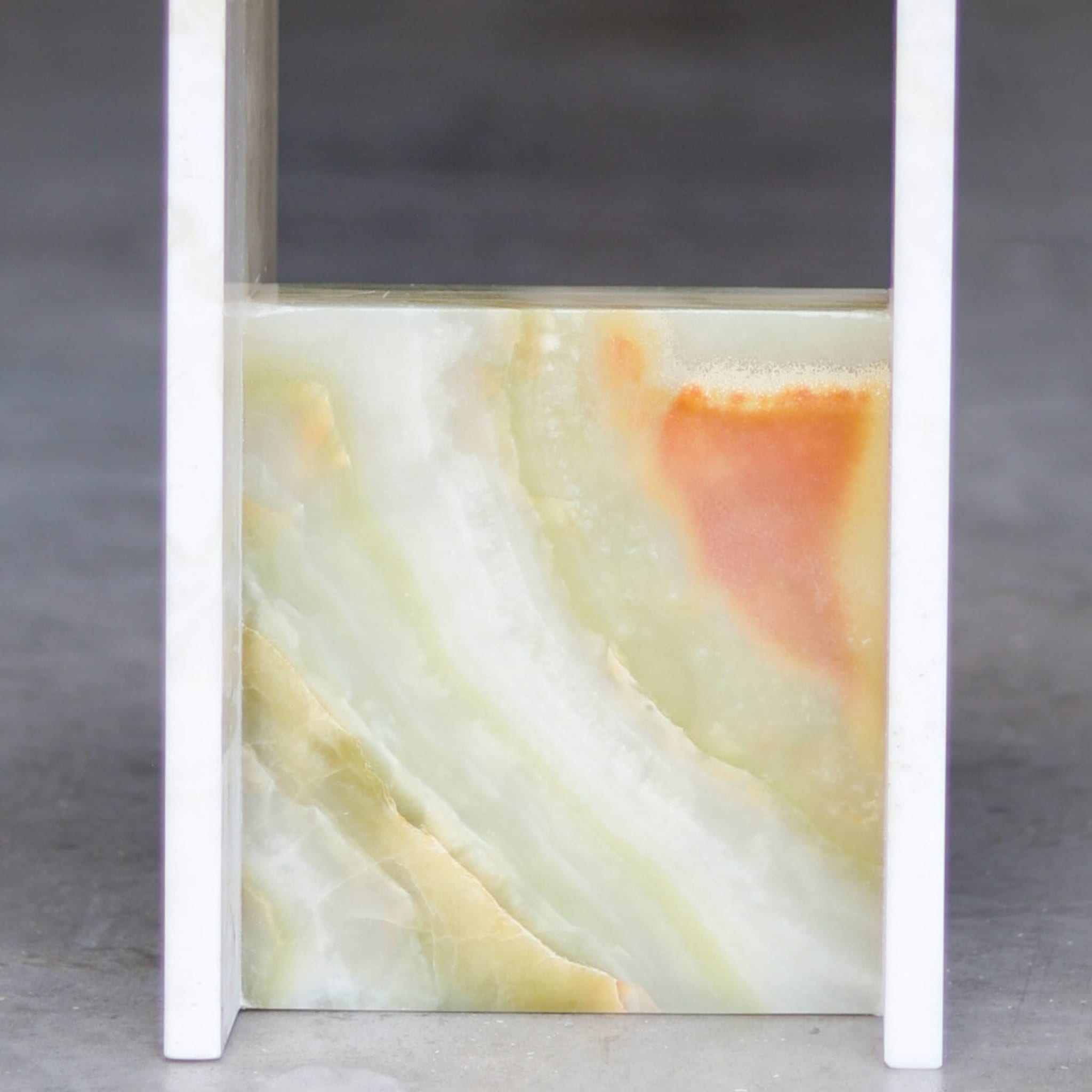 Onyx Ivory Marble Side Table - Alternative view 1