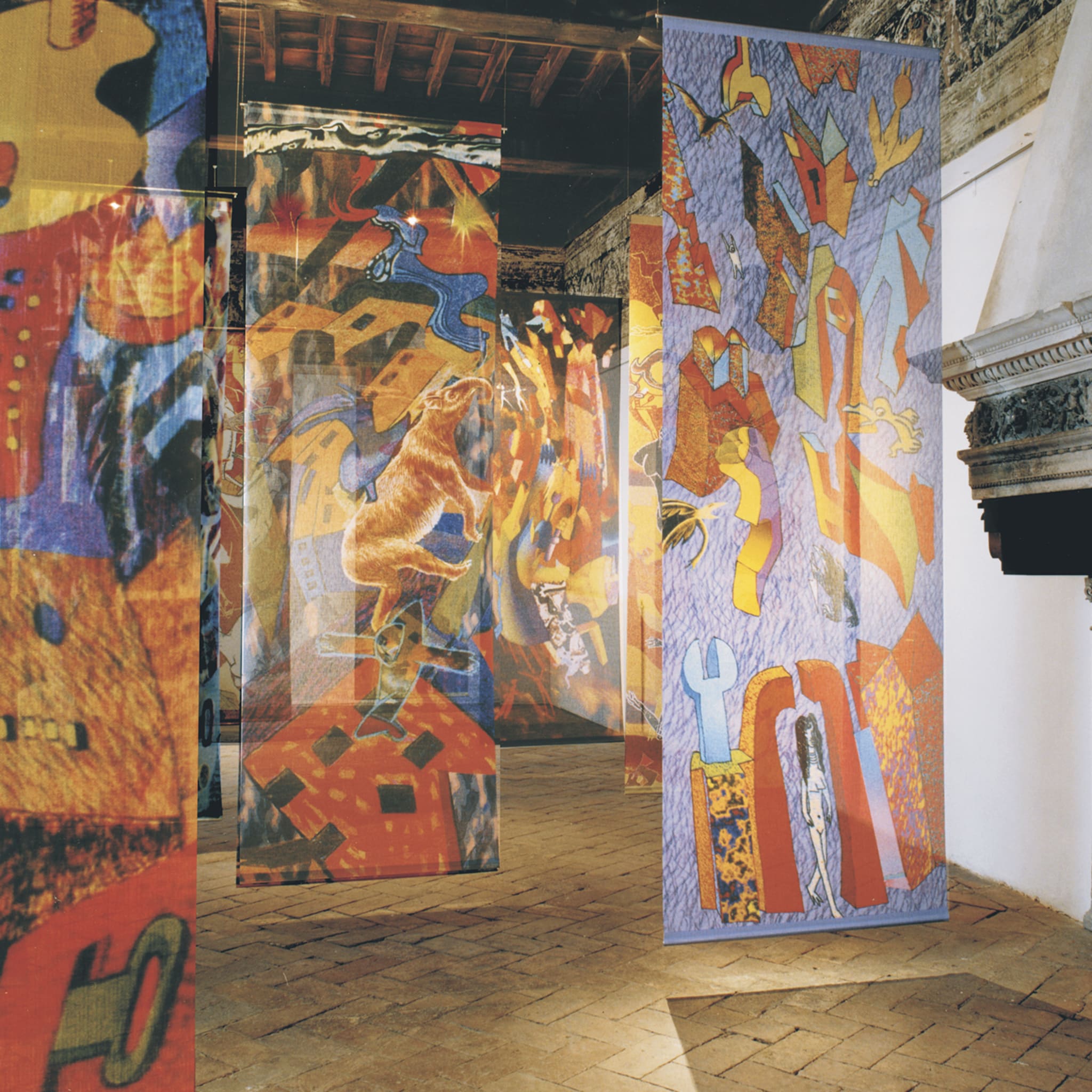 La Città Che Stringe - Mesh Tapestry - Alternative view 1