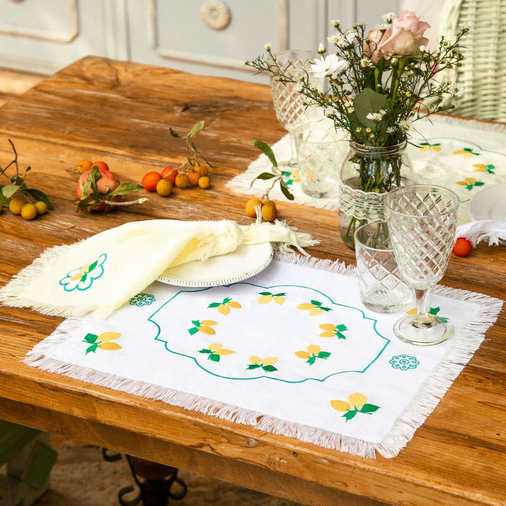 Limoni Set of 2 Embroidered Fringed White Table Mats - Alternative view 4