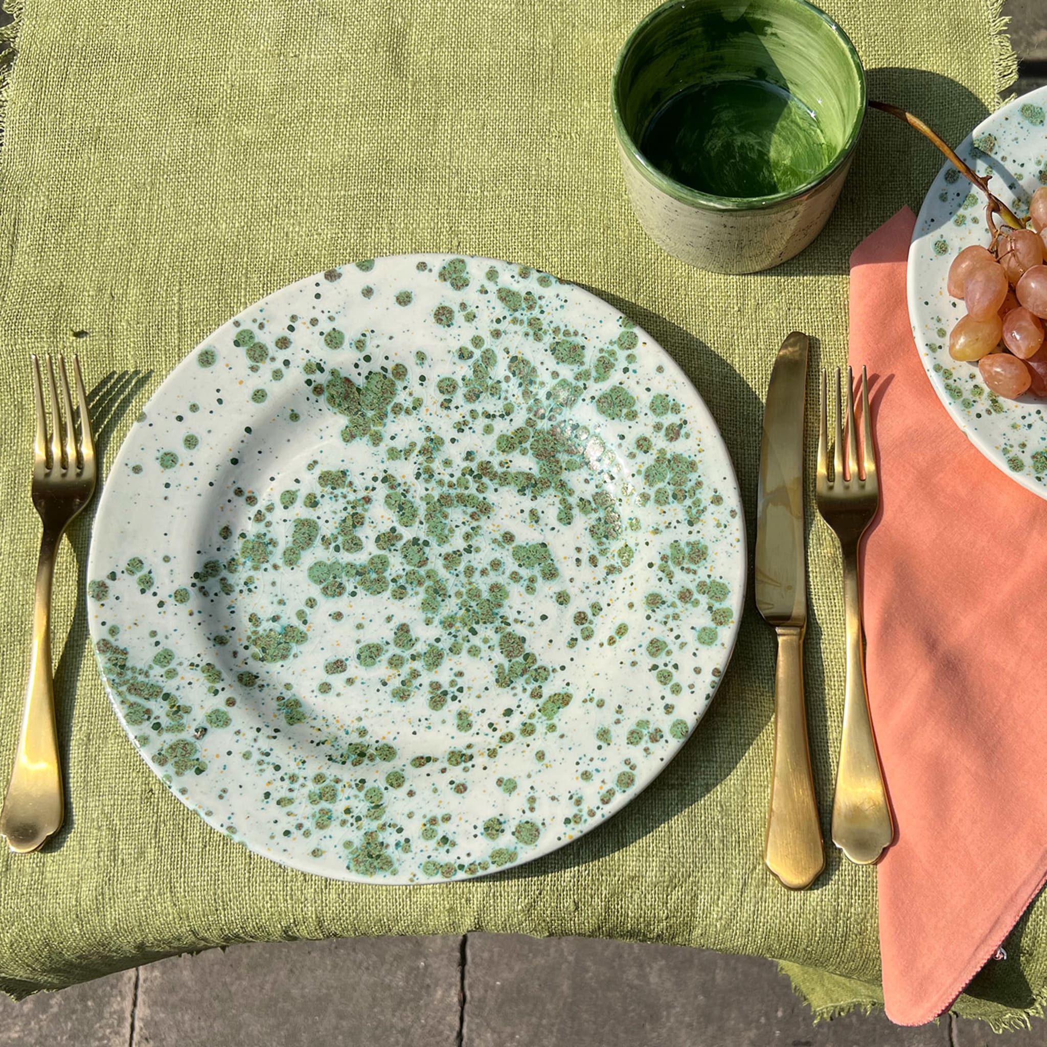Herb Mottled Green Dinner Plate - Alternative view 1