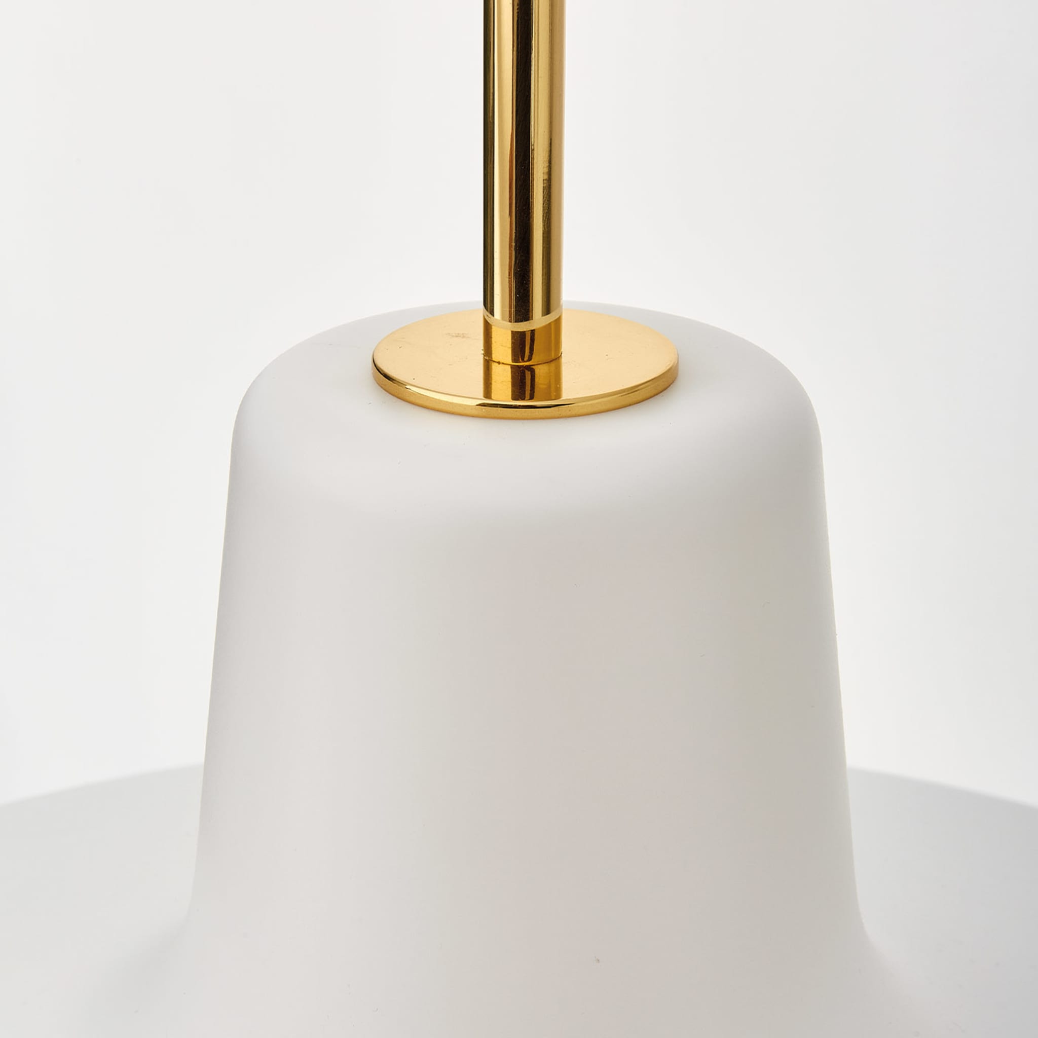 Paolina White Pendant Lamp by Ignazio Gardella - Alternative view 1