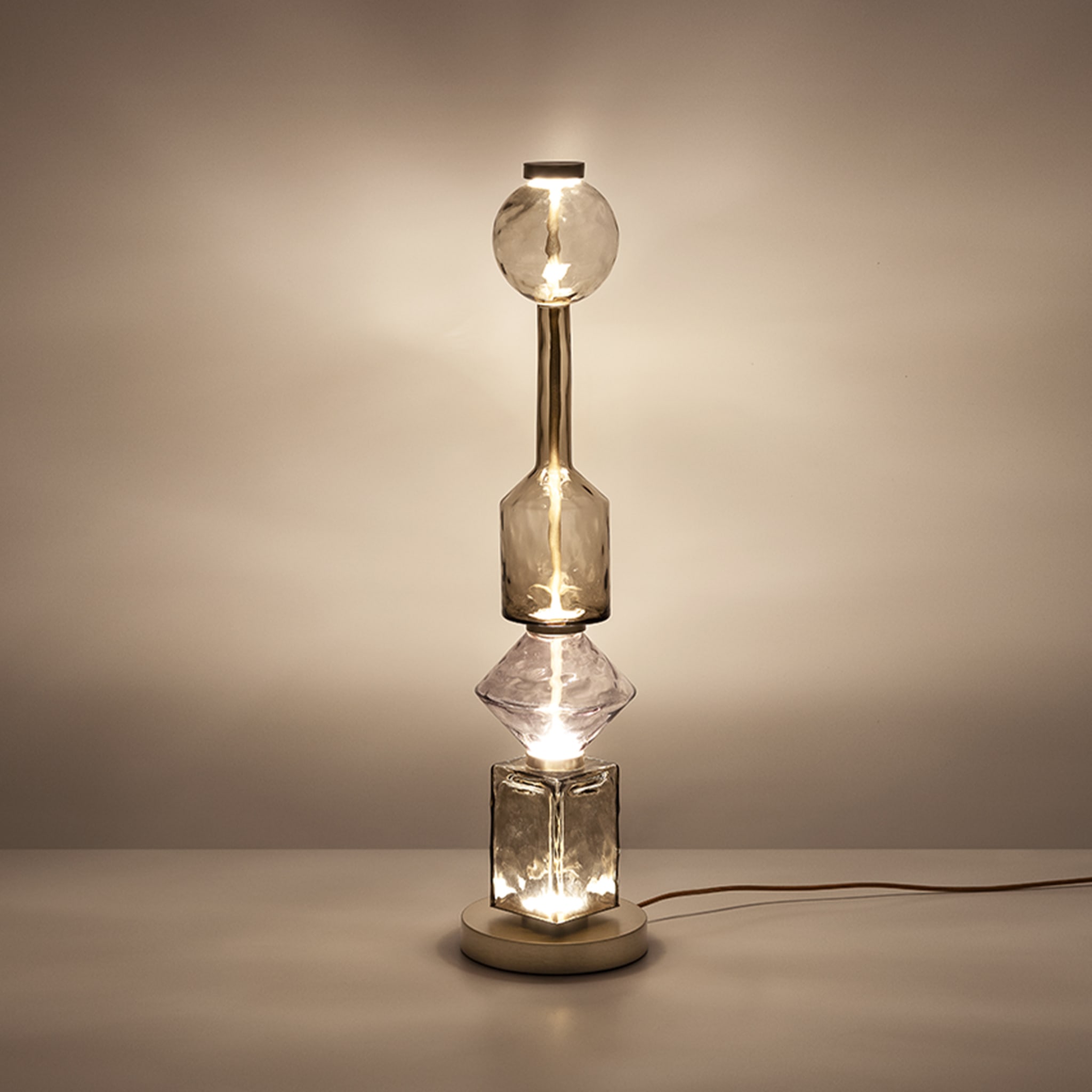 Morandi Icone Luminose Floor Lamp #2 - Alternative view 1