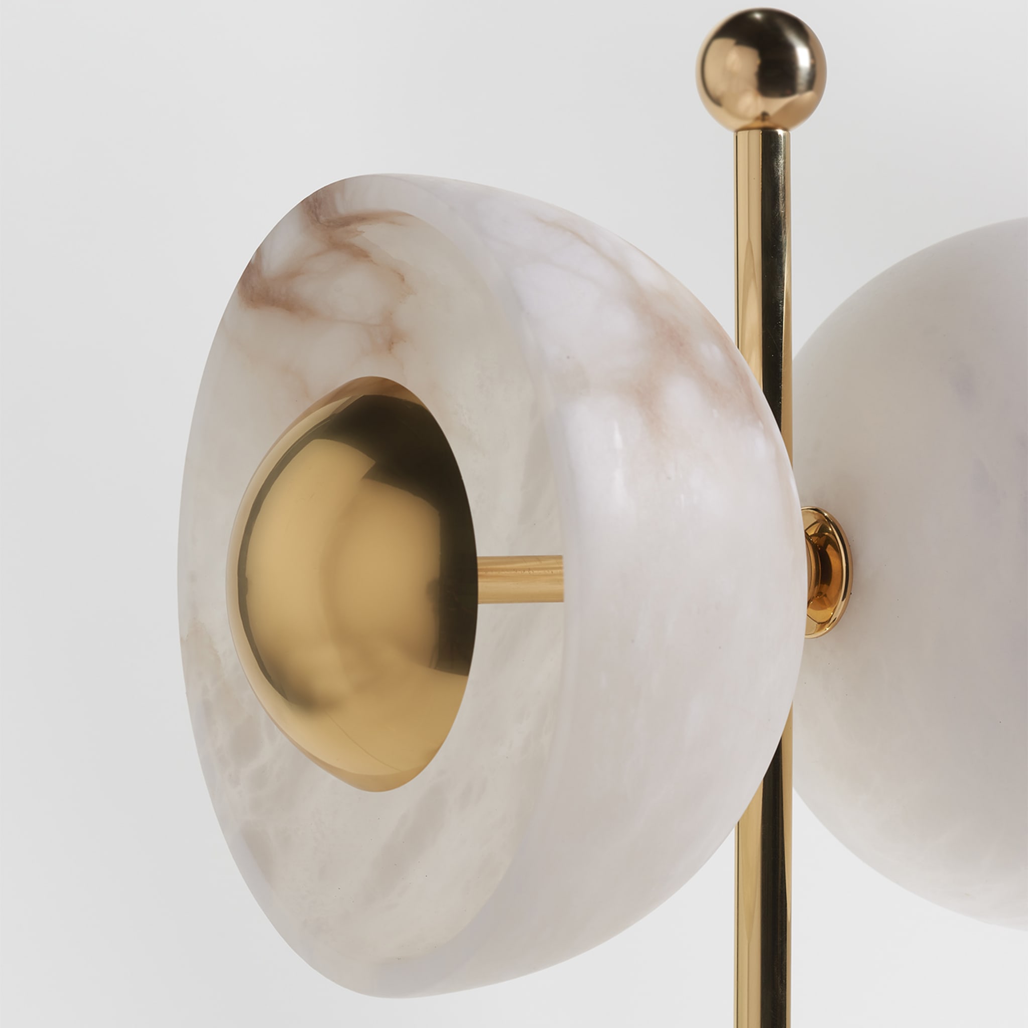 "Butterfly" Table Lamp in Polished Brass and Alabaster - Alternative view 1