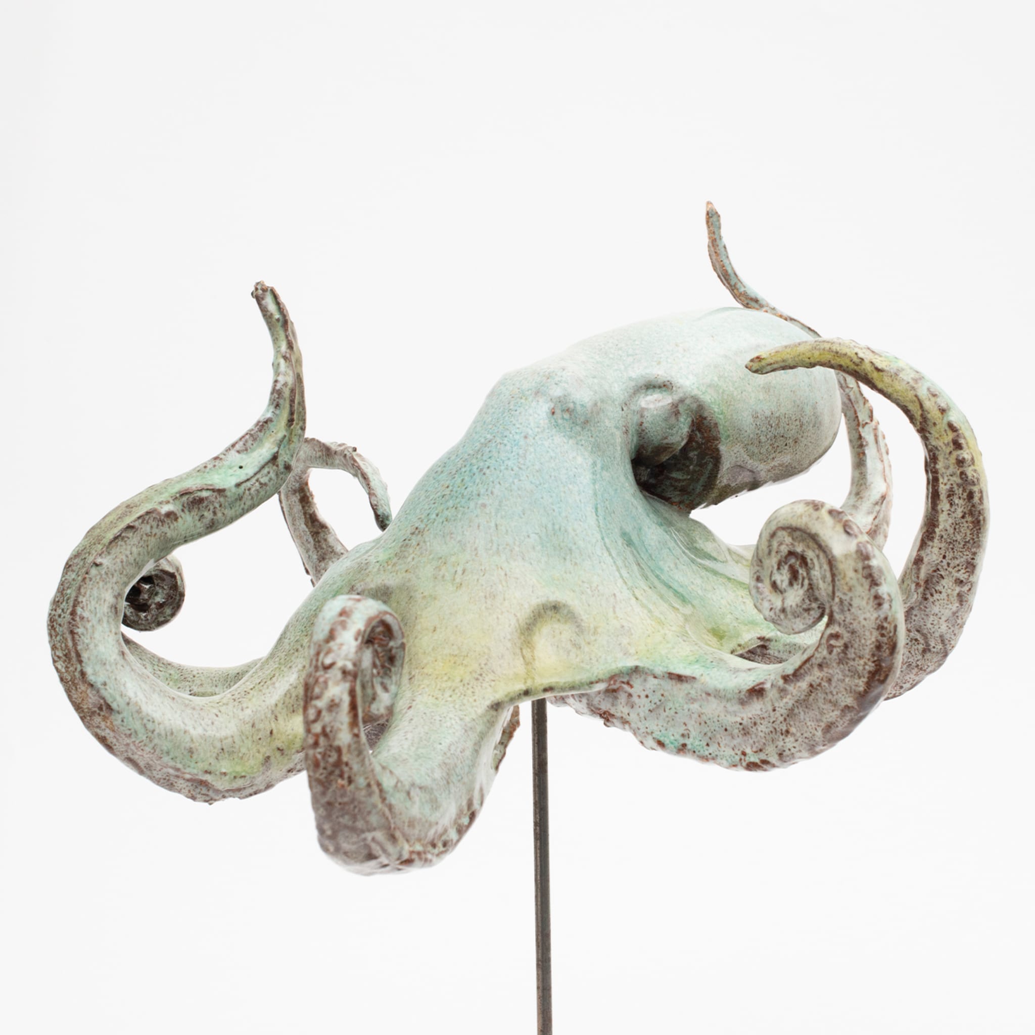 Octopus sculpture - Alternative view 2