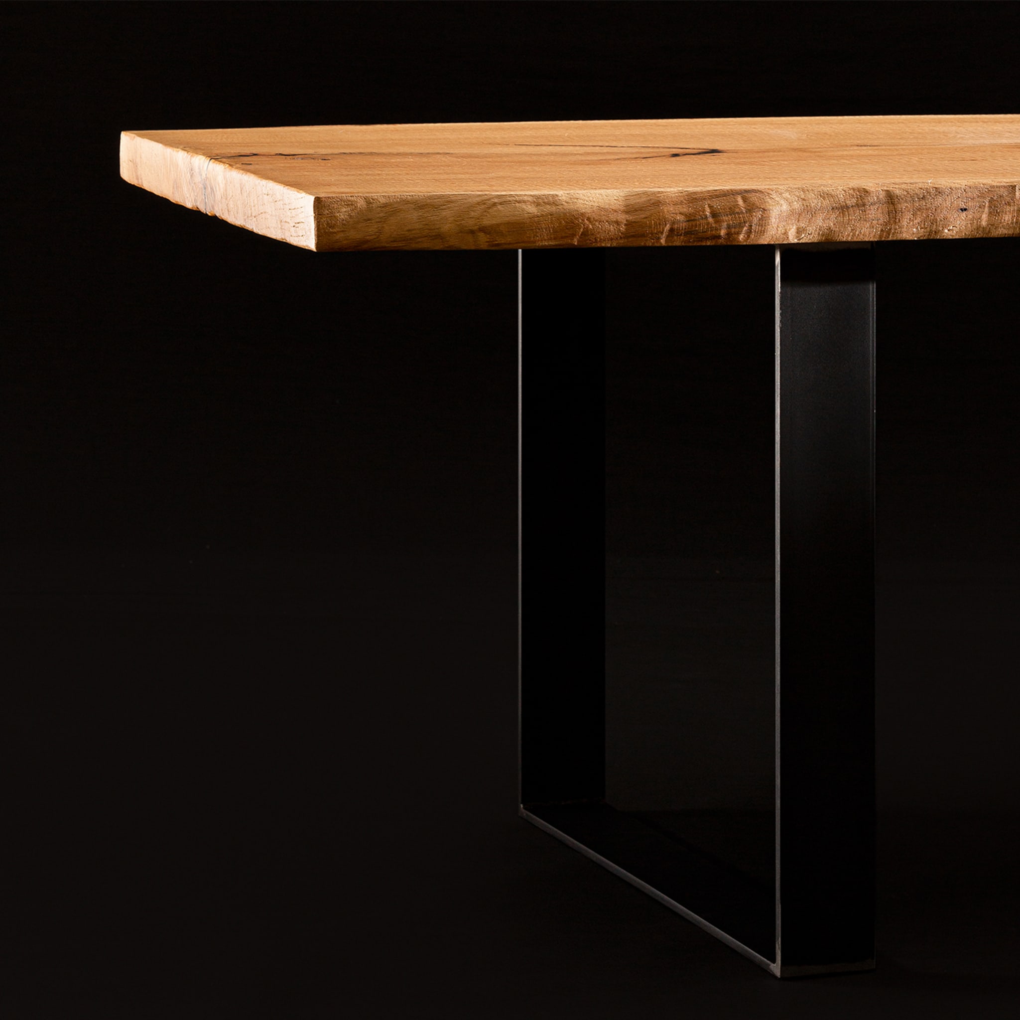 Oak dining table #2 - Alternative view 3