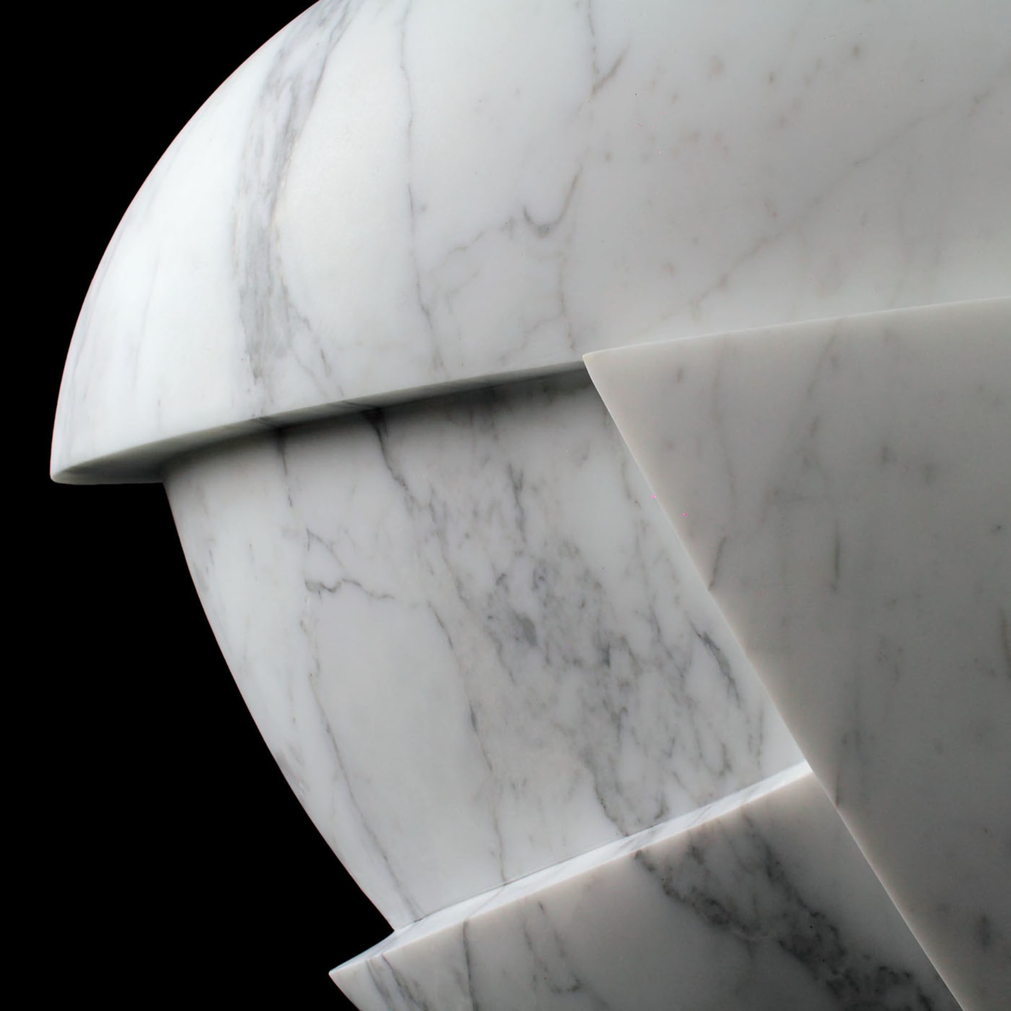 PV01 Statuary Marble Vase - Alternative view 1