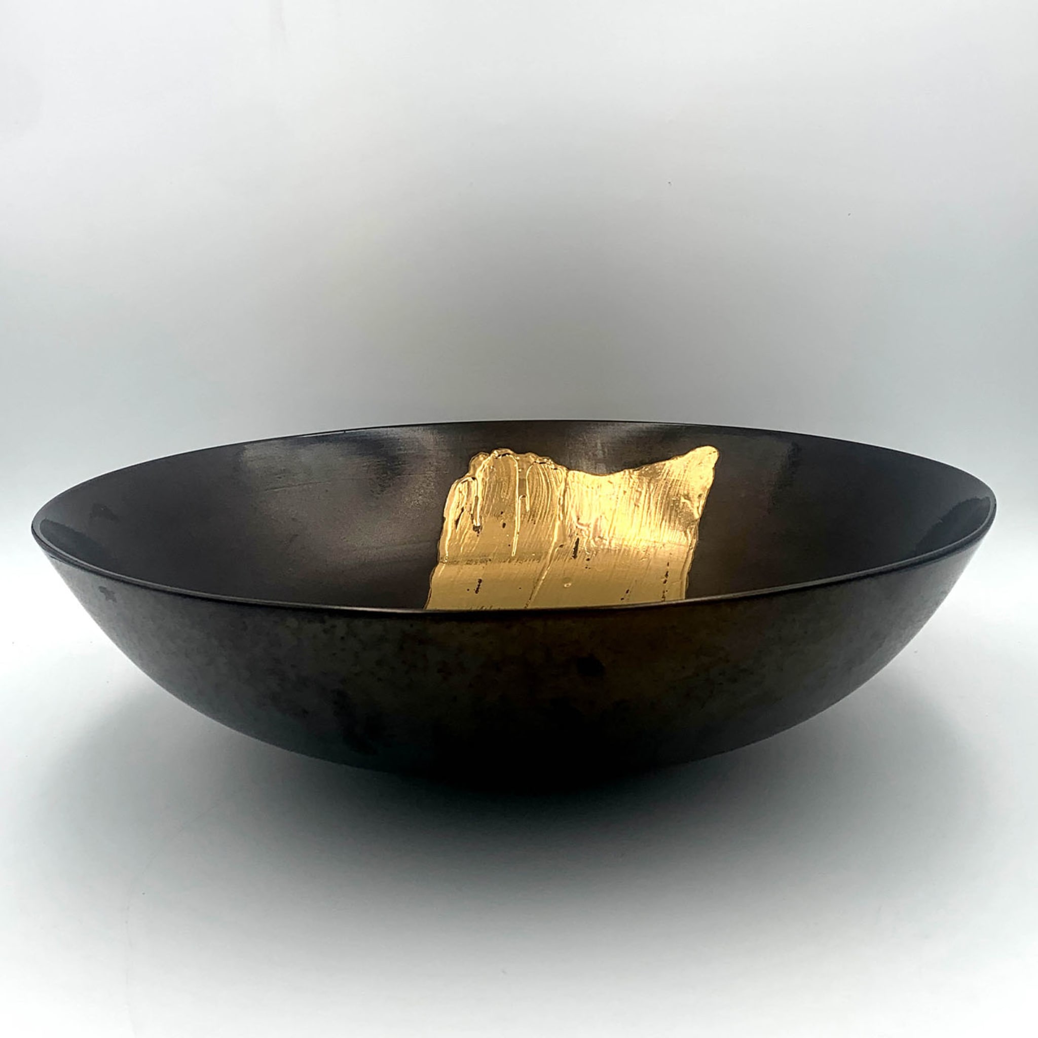Pennelata Gold and Black Ceramic Centerpiece - Alternative view 2
