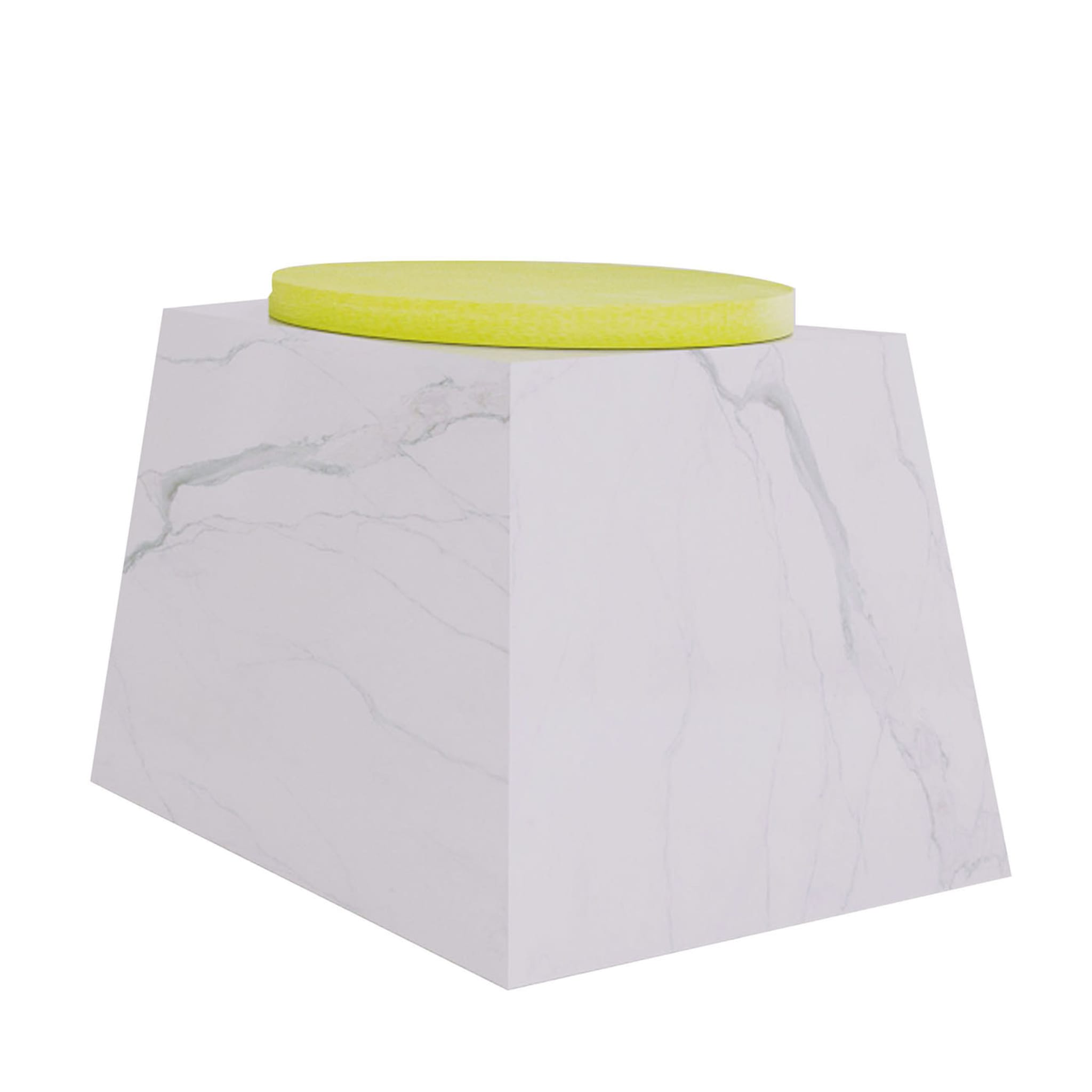 Tabouret Trape Carrara avec assise jaune par Sid&amp;sign - Vue principale