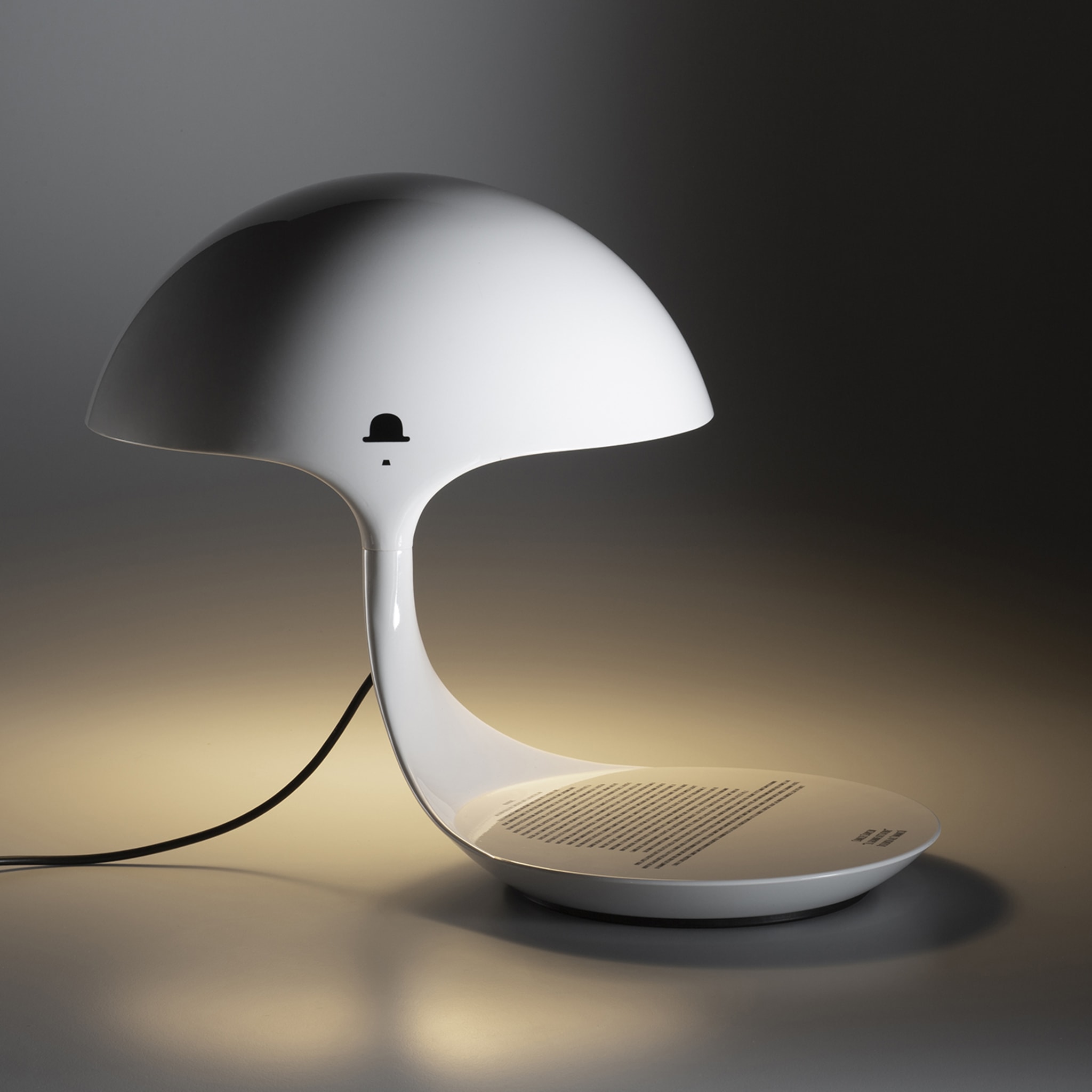 Cobra Texture White Table Lamp by Studiovo - Alternative view 4