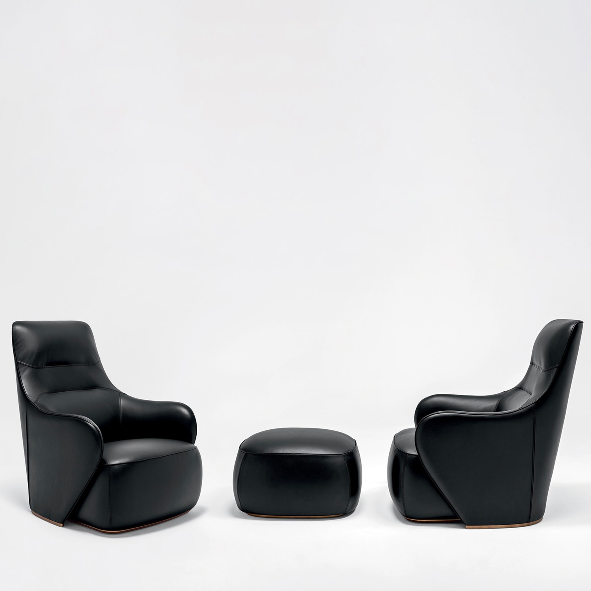 Caddy Black Armchair and Pouf - Alternative view 2